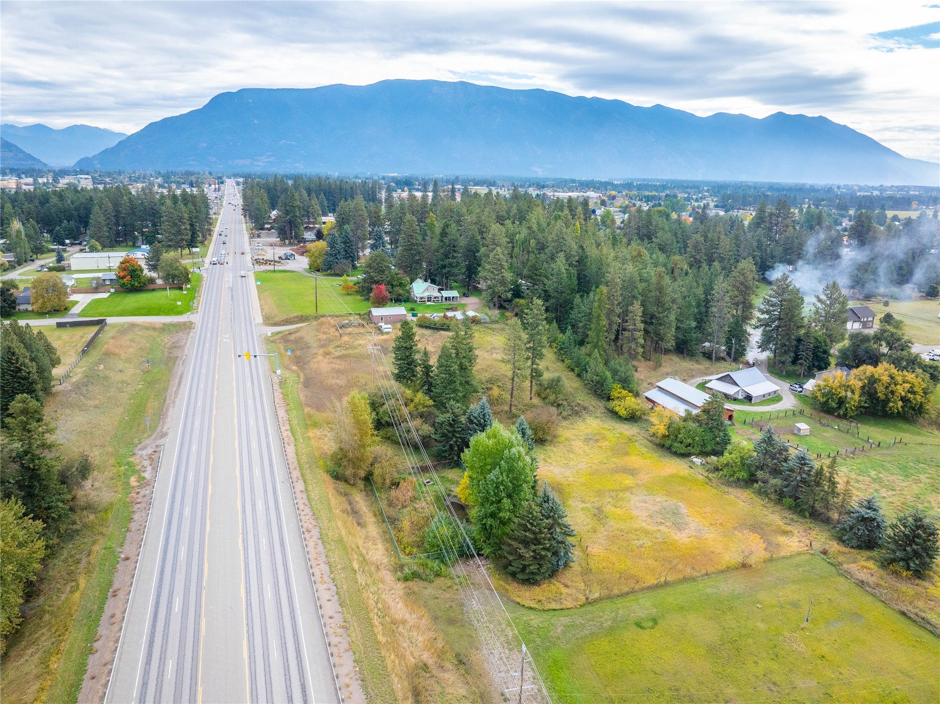 110 S Hilltop Road, Columbia Falls, MT 59912 110 S Hilltop Road, Columbia Falls, MT 59912
