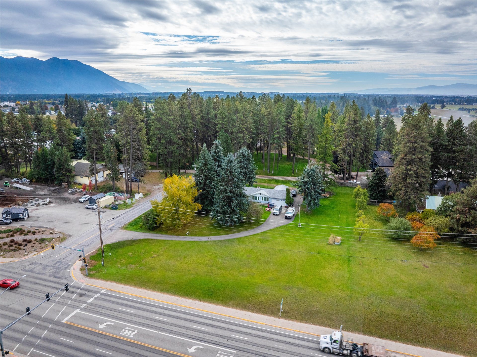 110 S Hilltop Road, Columbia Falls, MT 59912 110 S Hilltop Road, Columbia Falls, MT 59912