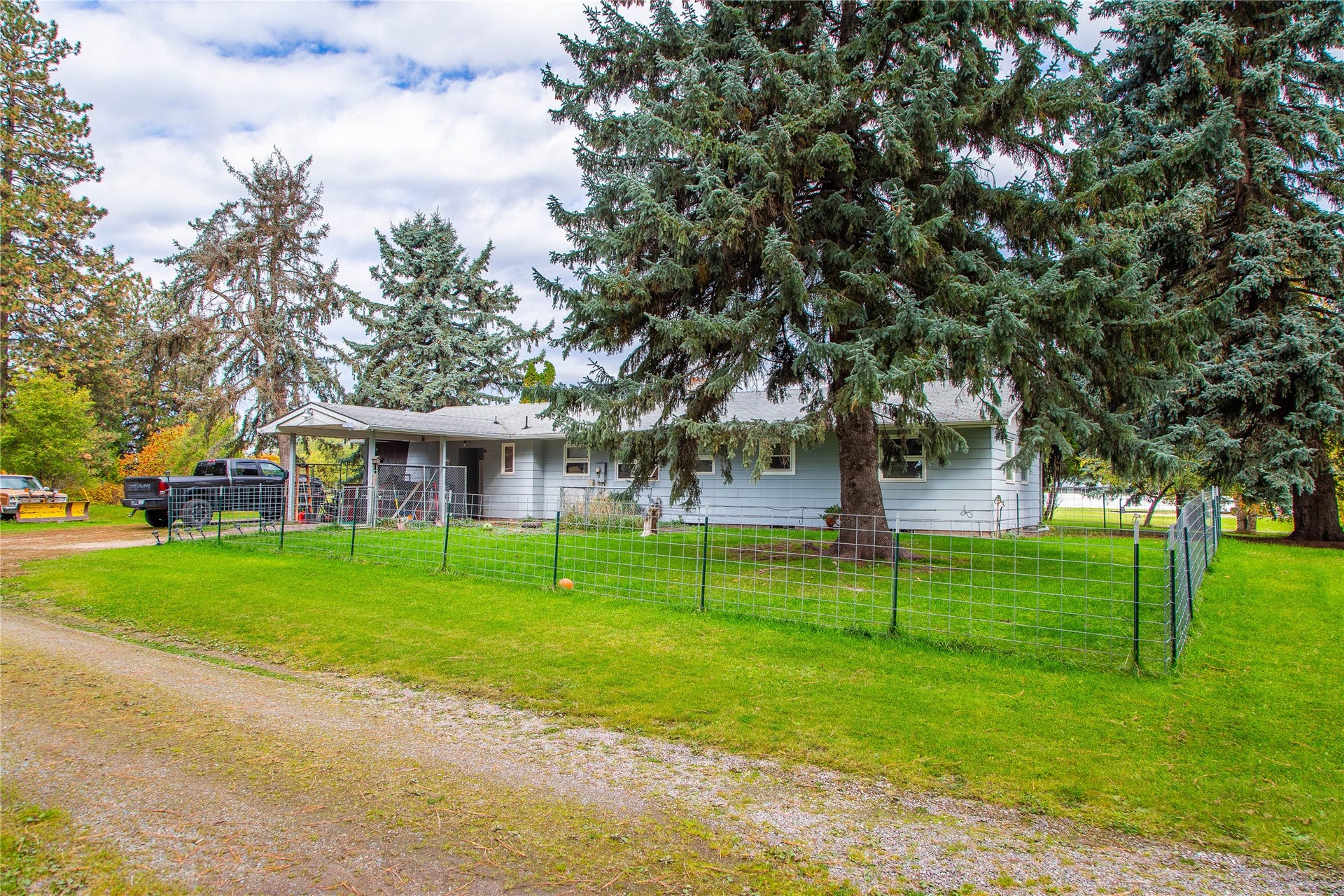 110 S Hilltop Road, Columbia Falls, MT 59912 110 S Hilltop Road, Columbia Falls, MT 59912