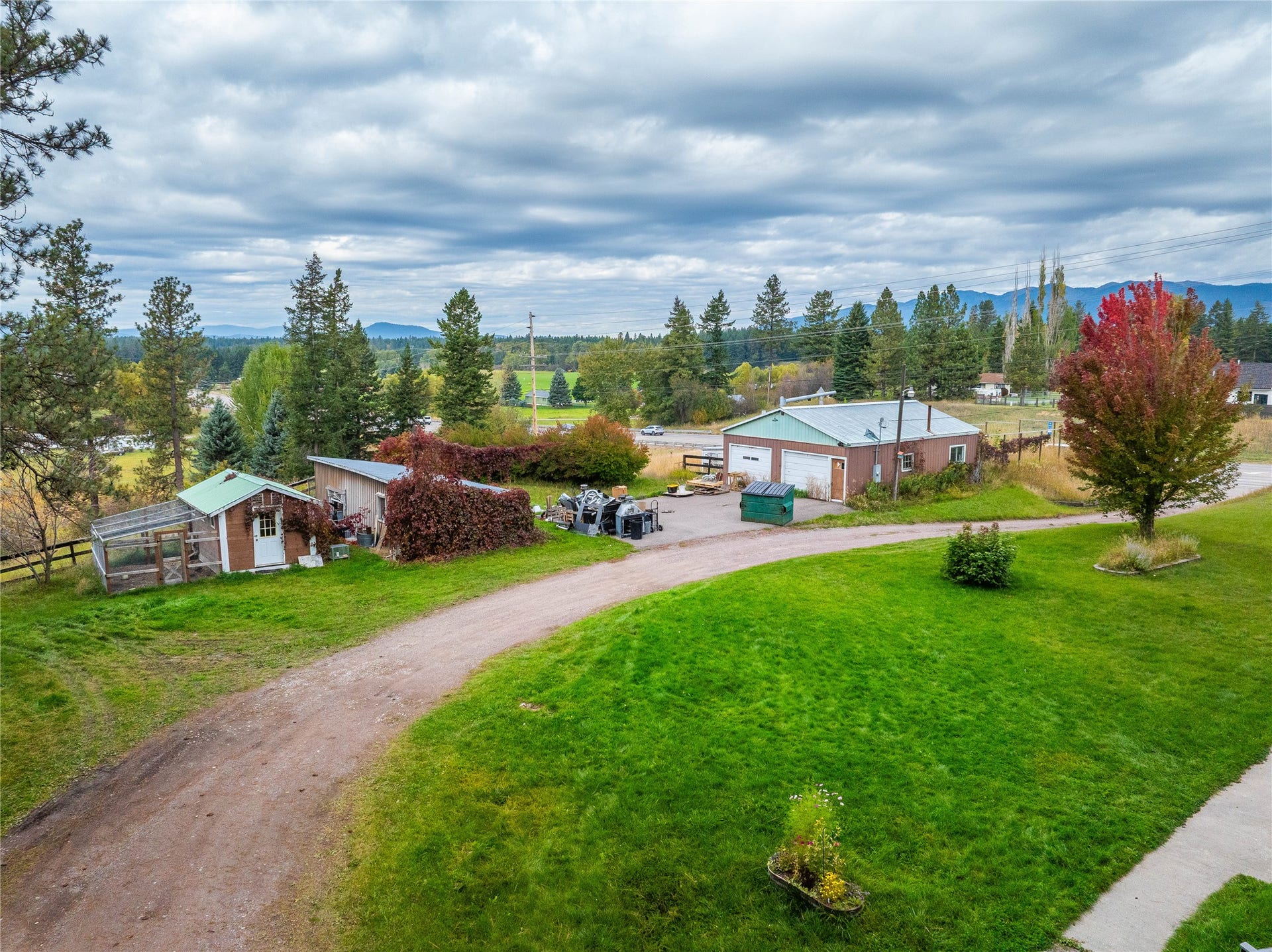 110 S Hilltop Road, Columbia Falls, MT 59912 110 S Hilltop Road, Columbia Falls, MT 59912