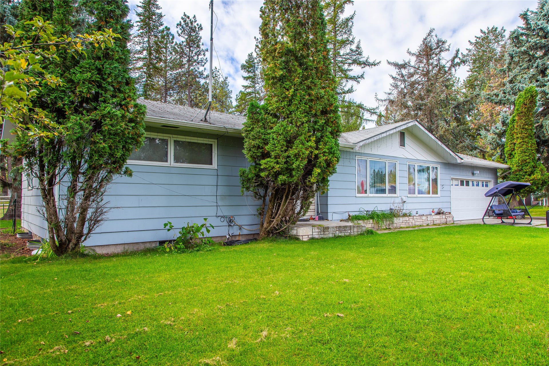 110 S Hilltop Road, Columbia Falls, MT 59912 110 S Hilltop Road, Columbia Falls, MT 59912