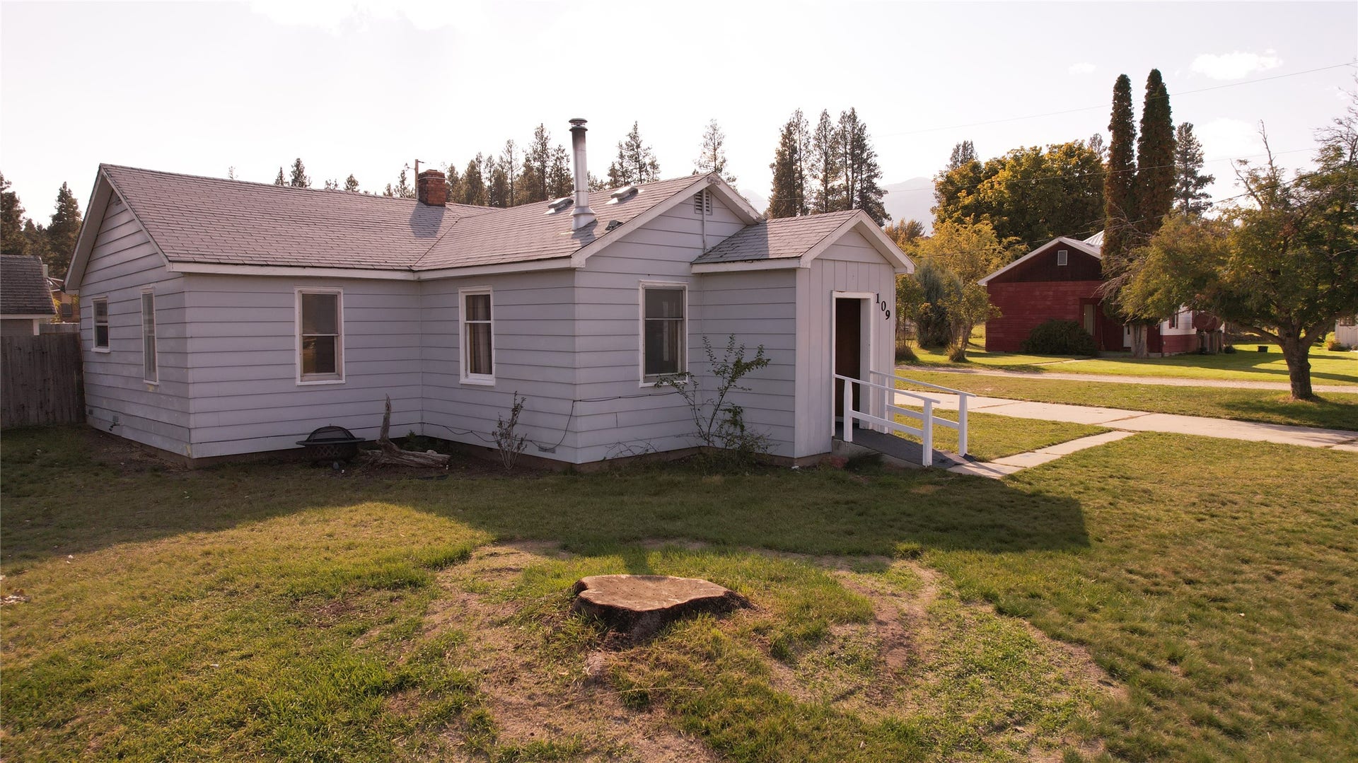 109 W Southwic Avenue, Darby, MT 59829