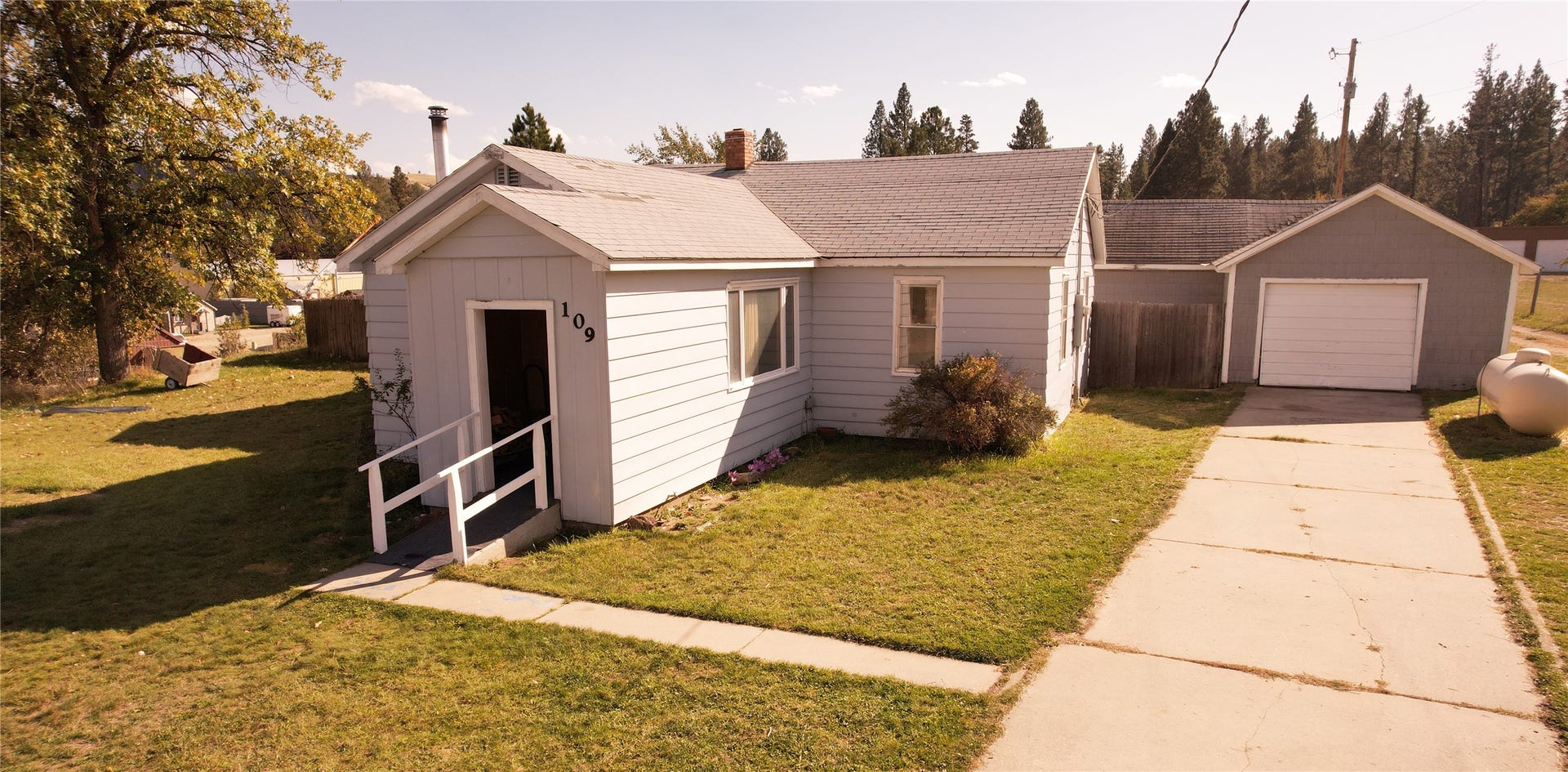 109 W Southwic Avenue, Darby, MT 59829