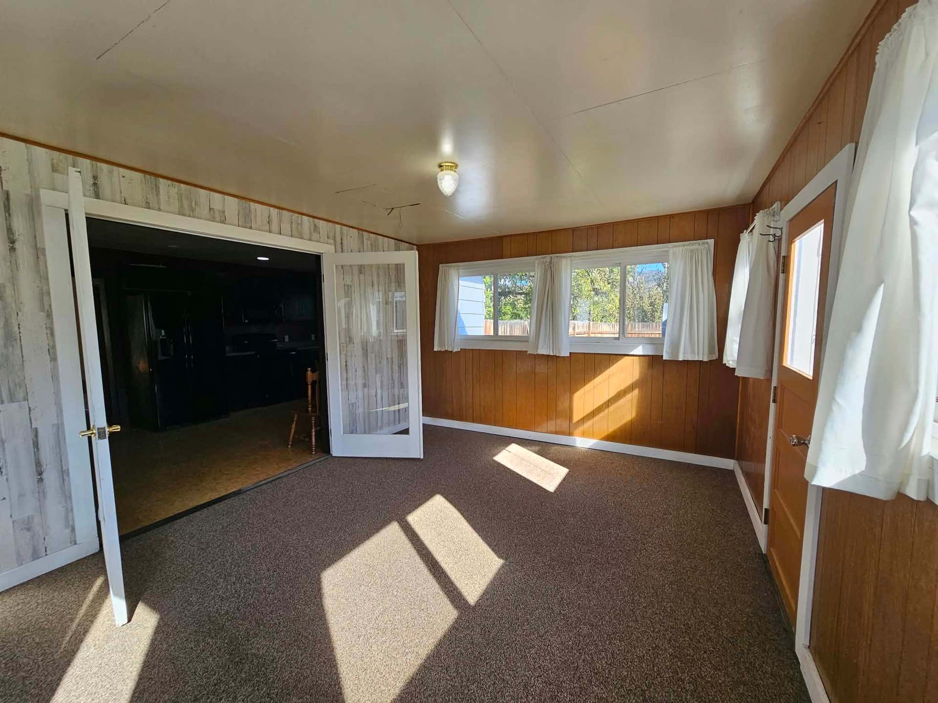 109 W Southwic Avenue, Darby, MT 59829