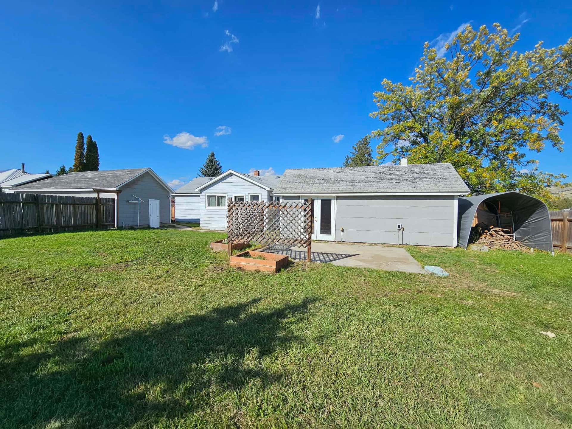 109 W Southwic Avenue, Darby, MT 59829