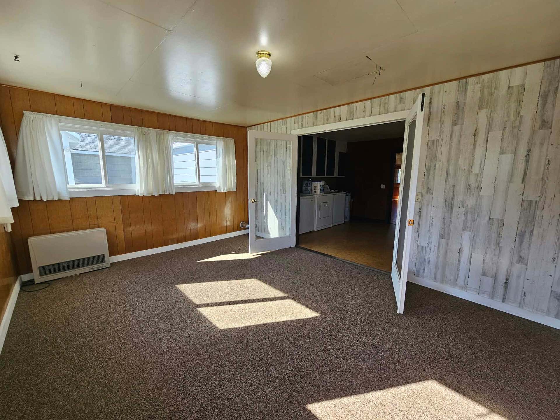 109 W Southwic Avenue, Darby, MT 59829