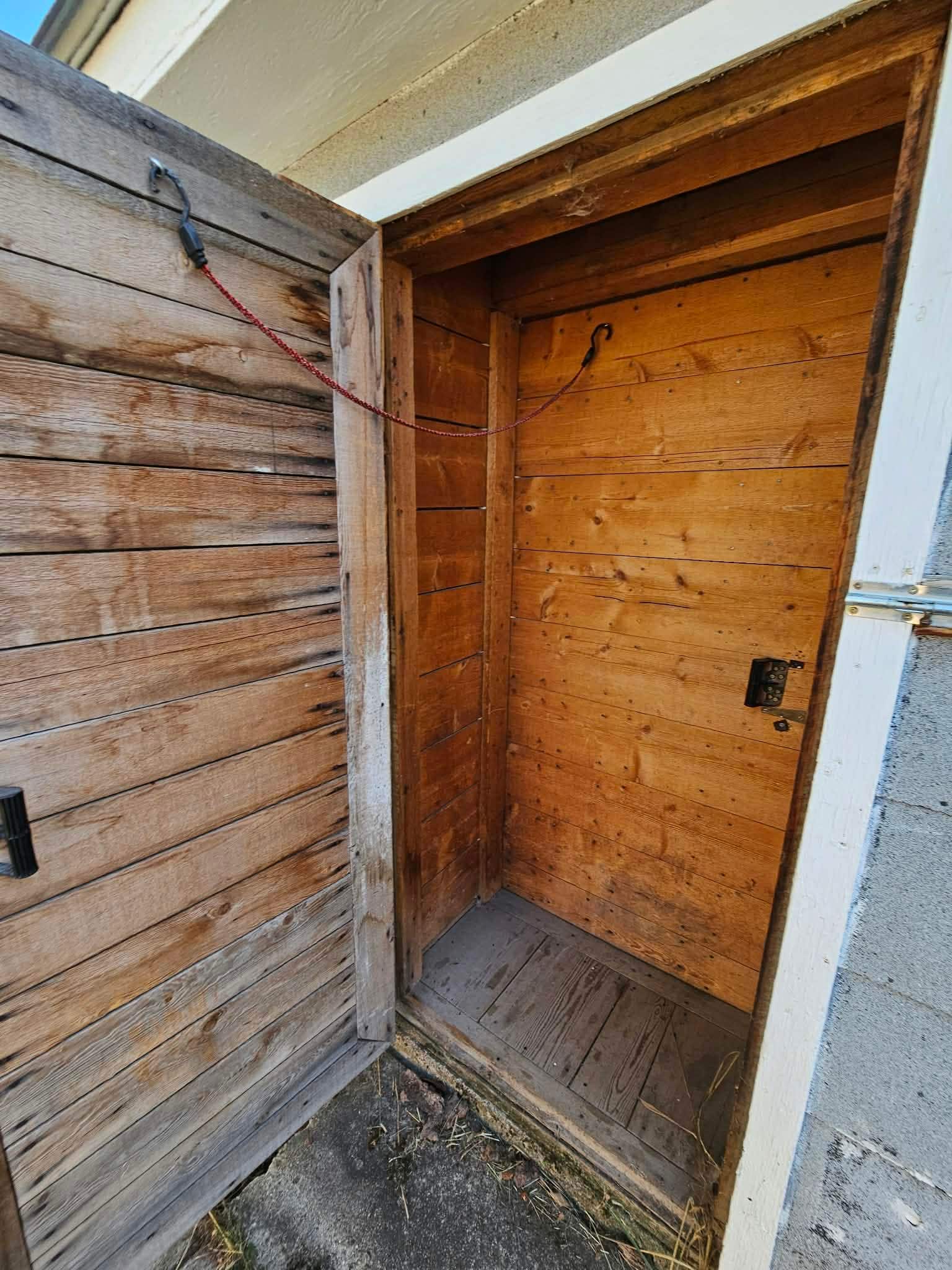 109 W Southwic Avenue, Darby, MT 59829