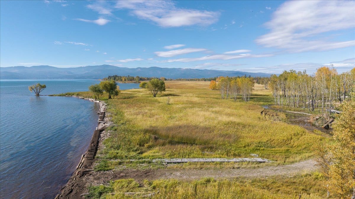 386,414,440 Holt Drive, Bigfork, MT 59911 386,414,440 Holt Drive, Bigfork, MT 59911