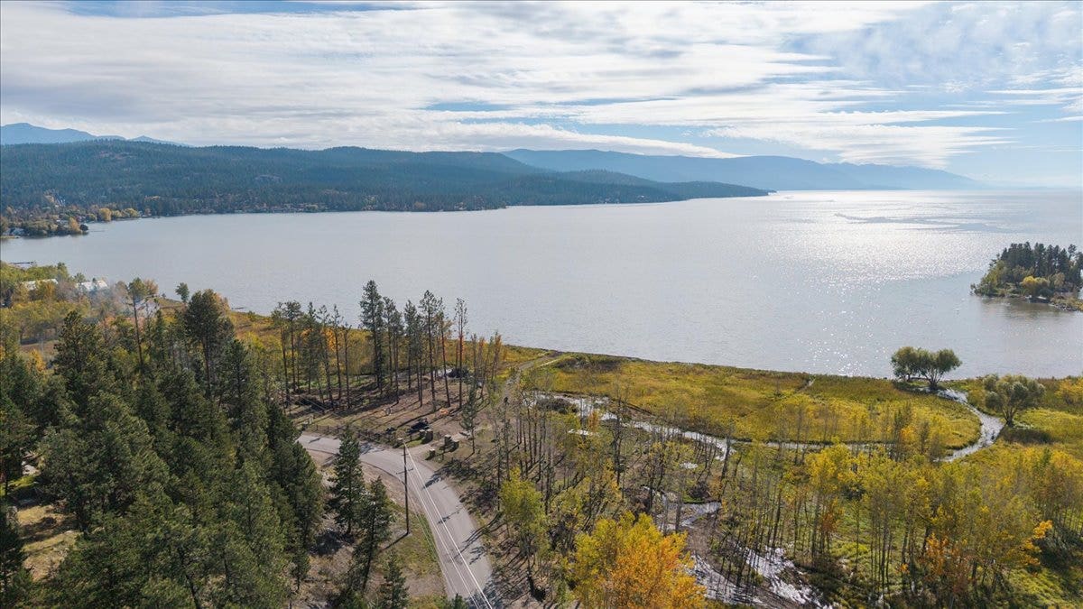 386,414,440 Holt Drive, Bigfork, MT 59911 386,414,440 Holt Drive, Bigfork, MT 59911