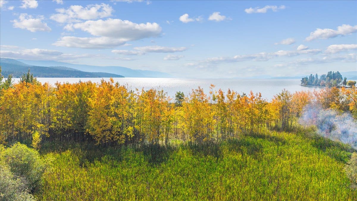386,414,440 Holt Drive, Bigfork, MT 59911 386,414,440 Holt Drive, Bigfork, MT 59911