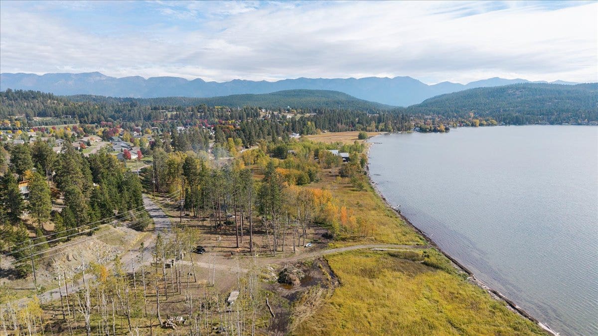 386,414,440 Holt Drive, Bigfork, MT 59911 386,414,440 Holt Drive, Bigfork, MT 59911