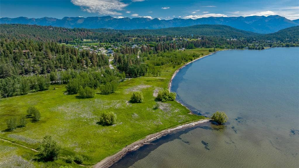 386,414,440 Holt Drive, Bigfork, MT 59911 386,414,440 Holt Drive, Bigfork, MT 59911