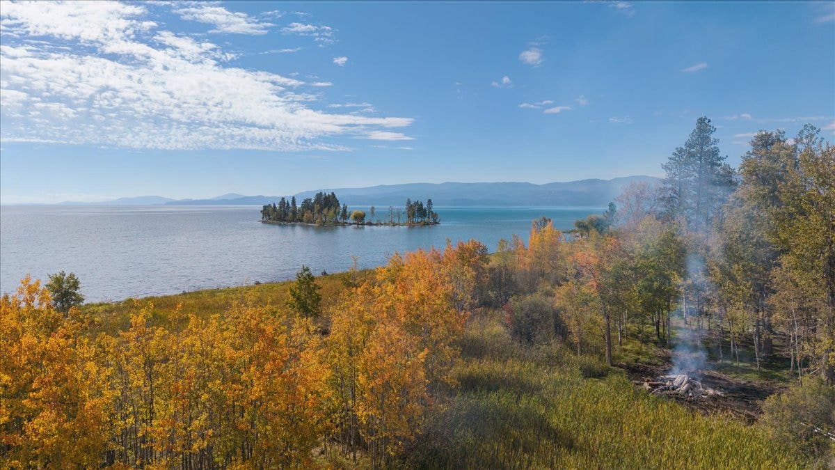 386,414,440 Holt Drive, Bigfork, MT 59911 386,414,440 Holt Drive, Bigfork, MT 59911