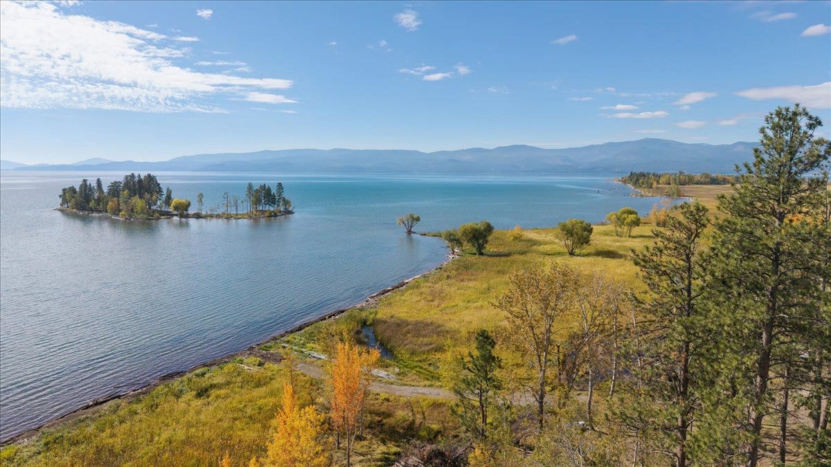 386,414,440 Holt Drive, Bigfork, MT 59911 386,414,440 Holt Drive, Bigfork, MT 59911