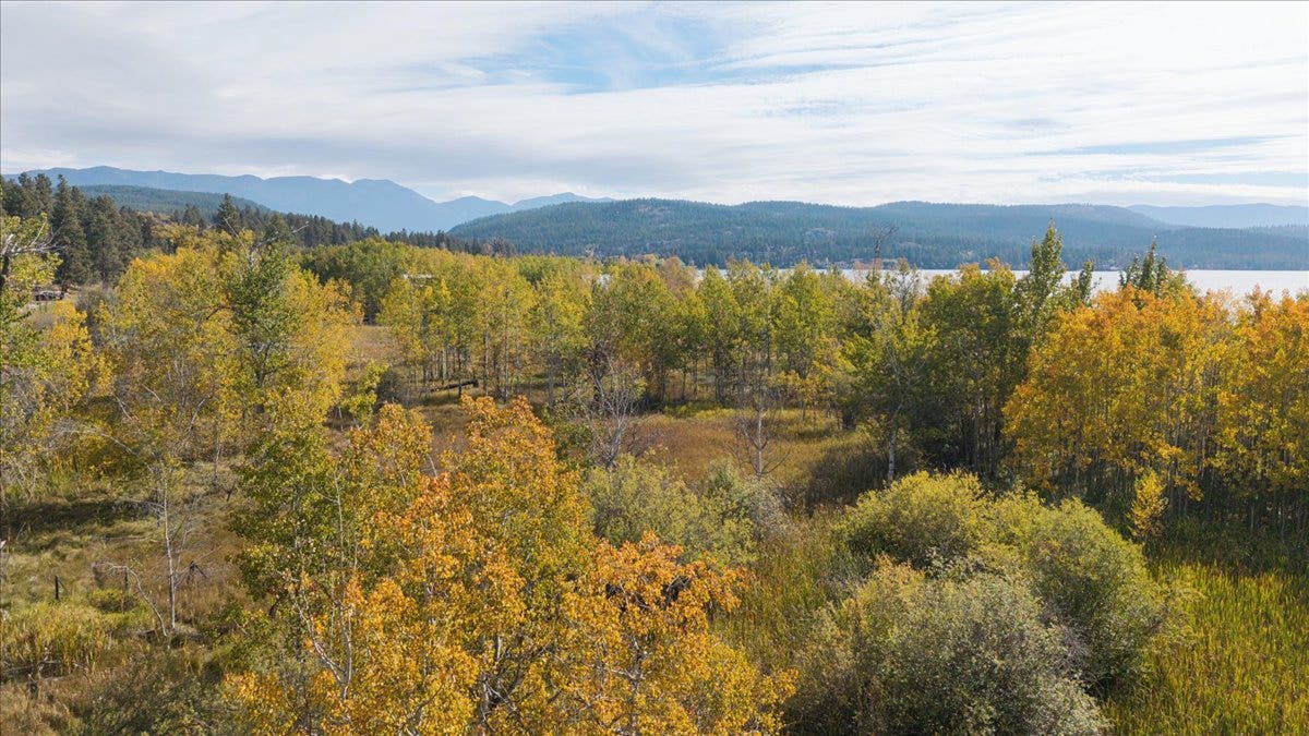 386,414,440 Holt Drive, Bigfork, MT 59911 386,414,440 Holt Drive, Bigfork, MT 59911