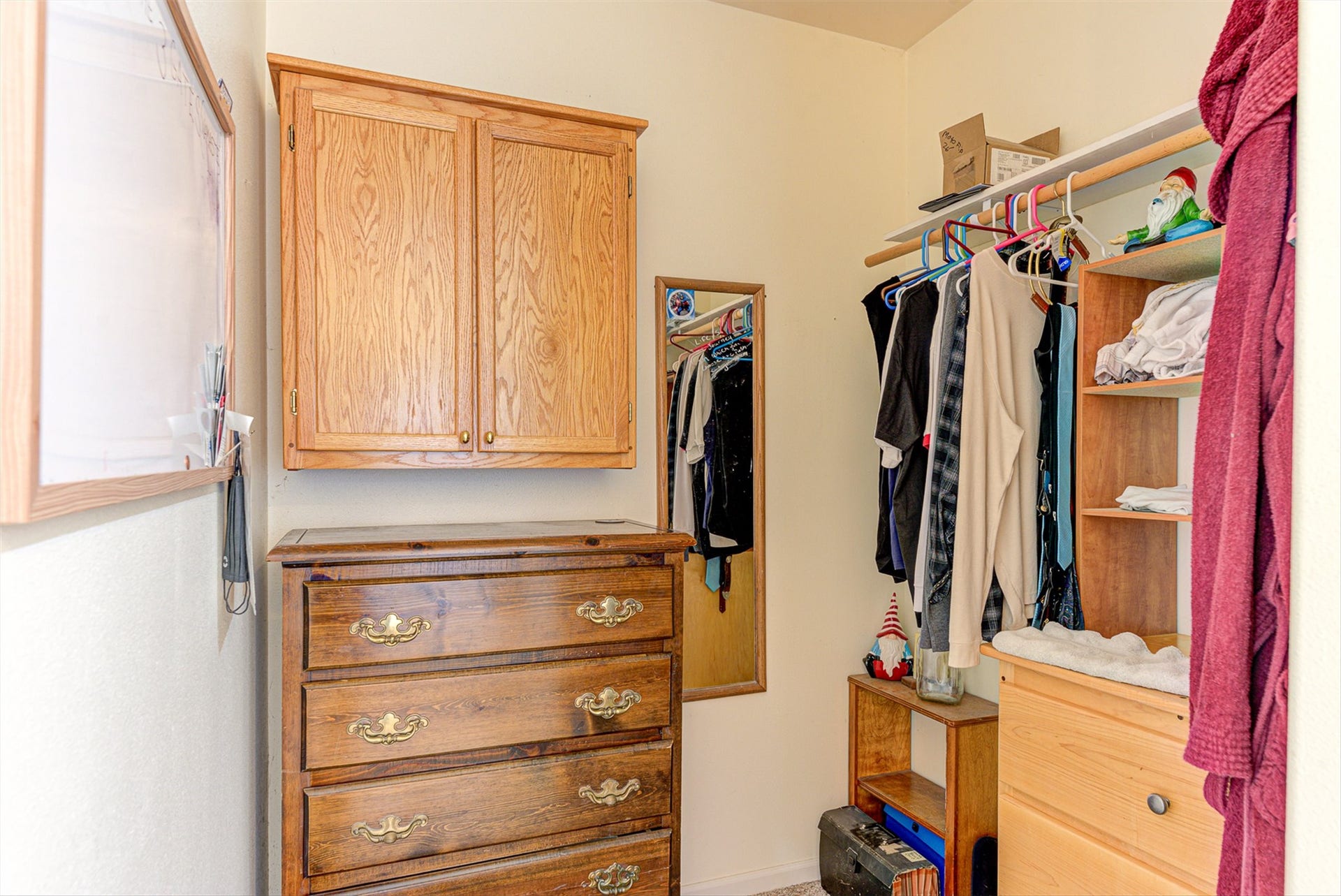 8224 Hillside Drive, Helena, MT 59602 Built-in cabinetry, integrated shelving, and a full-length mirror