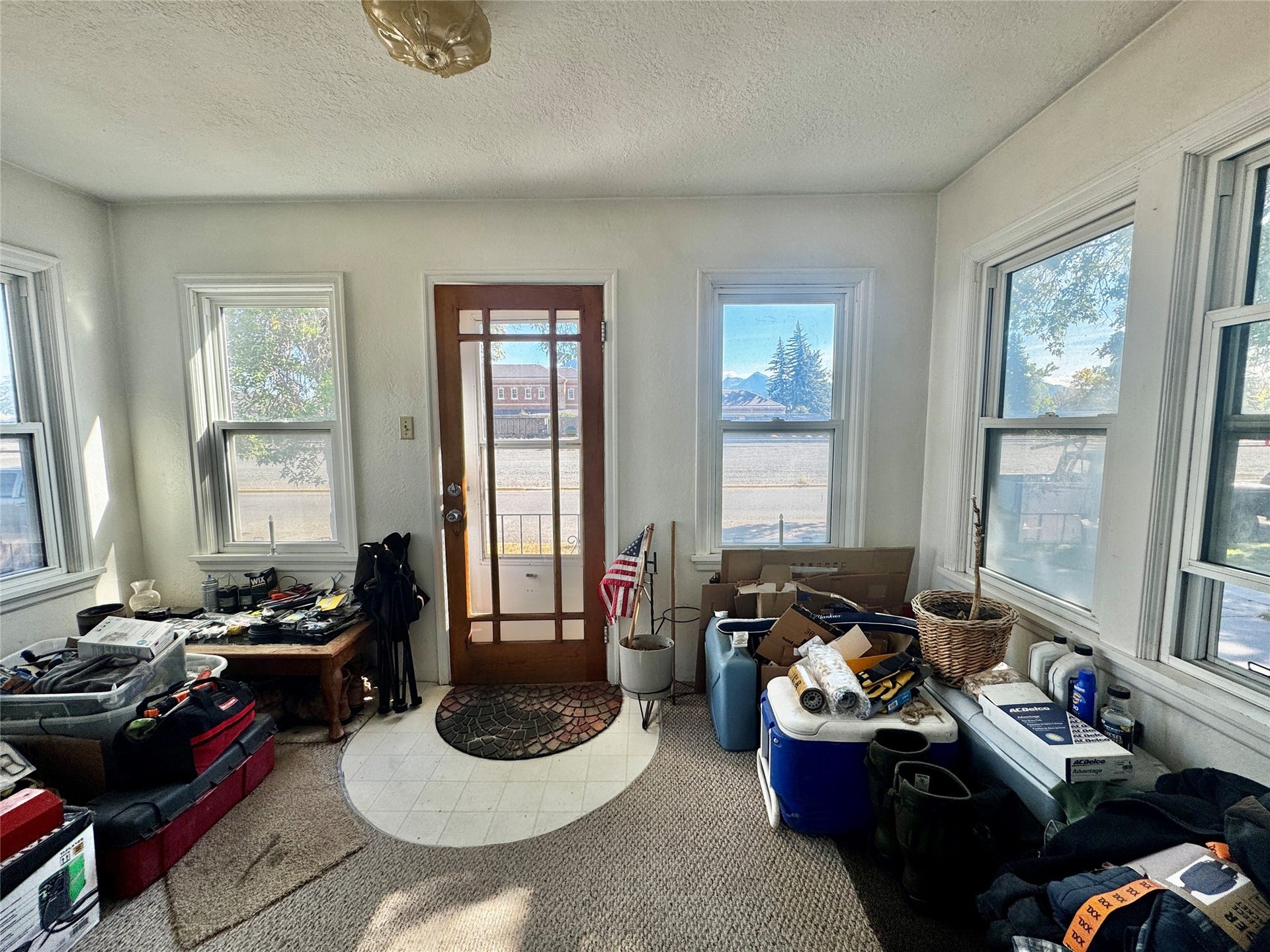 206 W Front Street, Livingston, MT 59047 206 W Front Street, Livingston, MT 59047