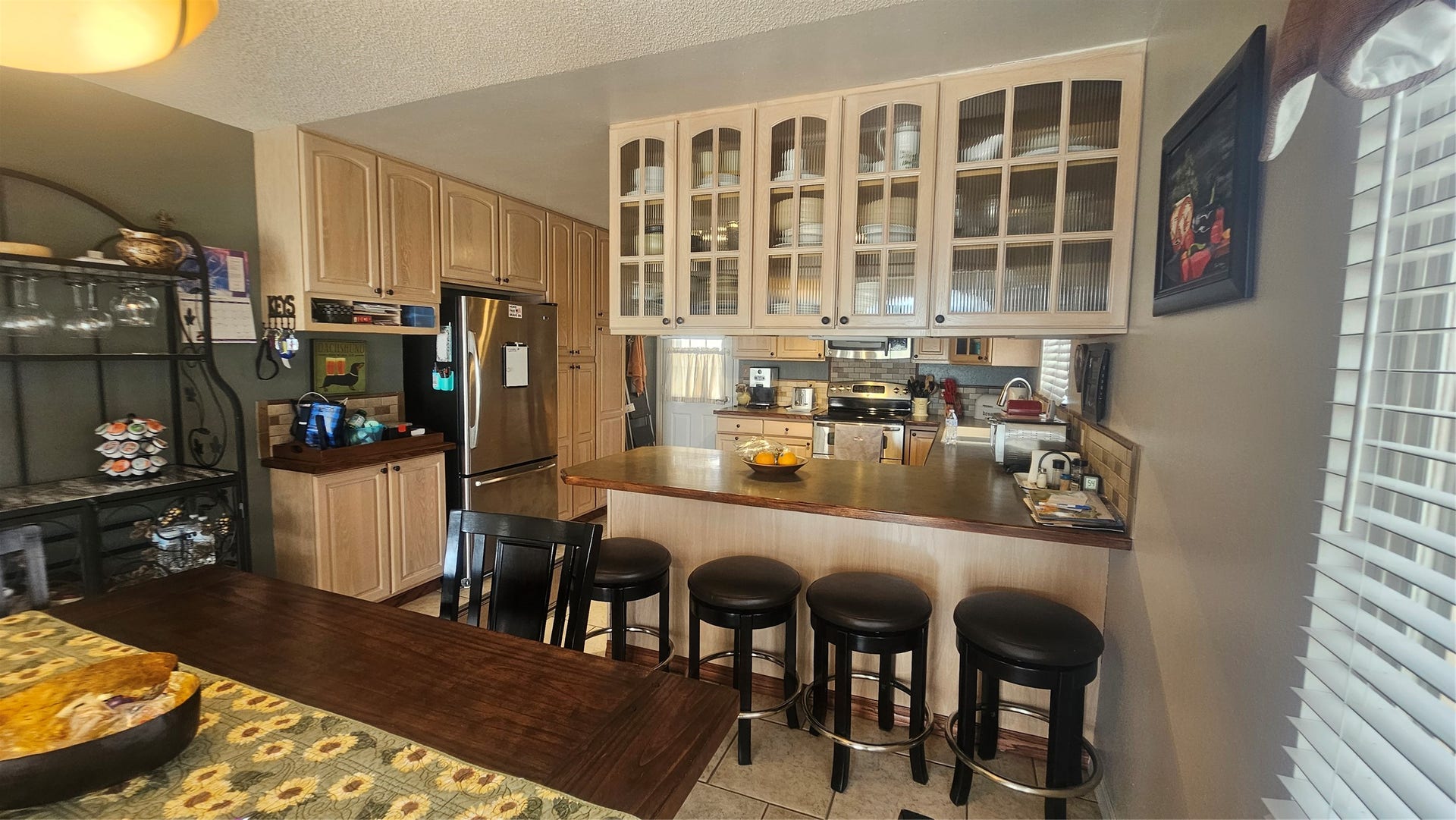 309 29th Avenue NE, Great Falls, MT 59404 Breakfast Counter
