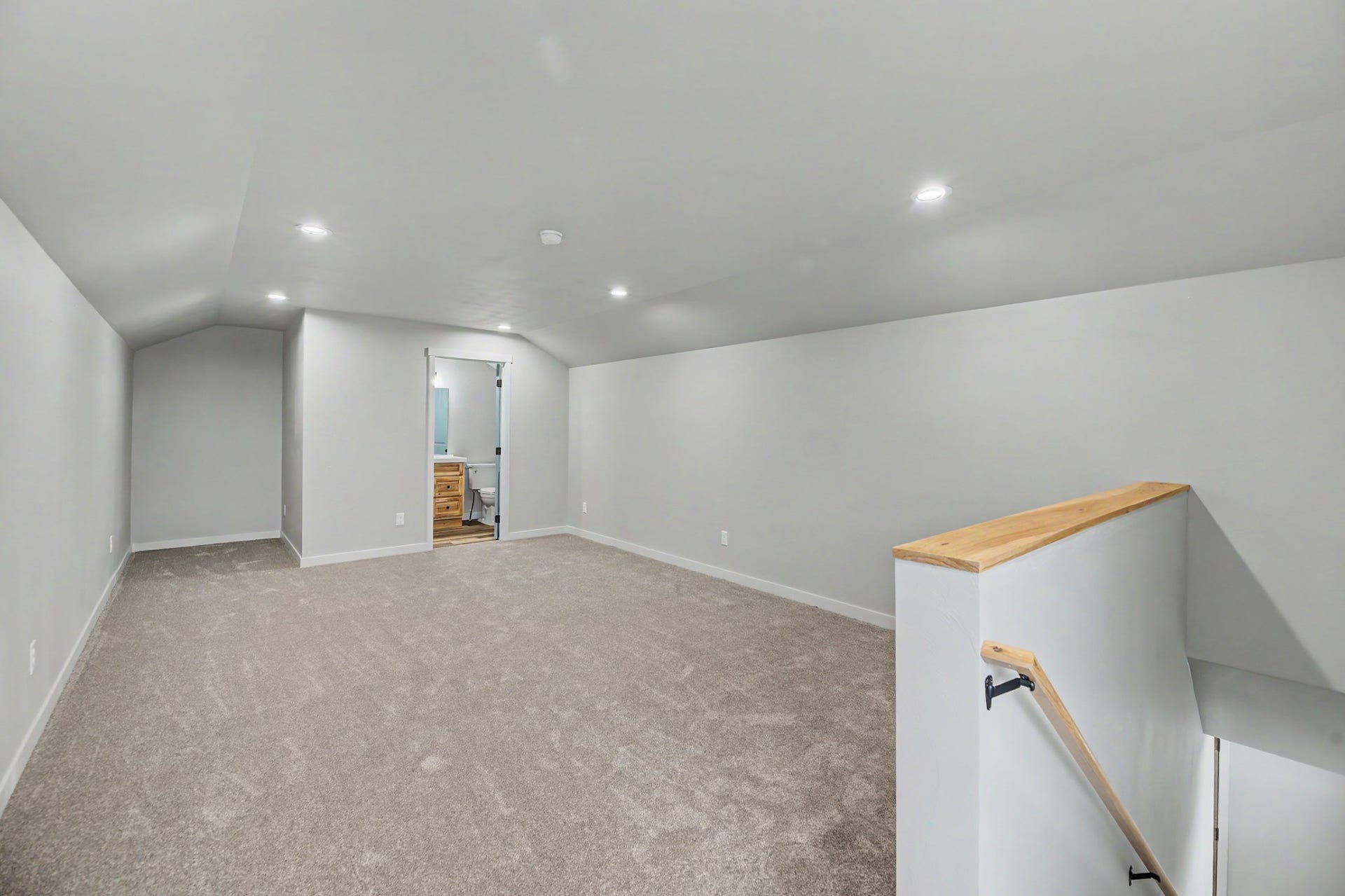 2120 Lowe Court, Helena, MT 59602 2120 Lowe Court, Helena, MT 59602