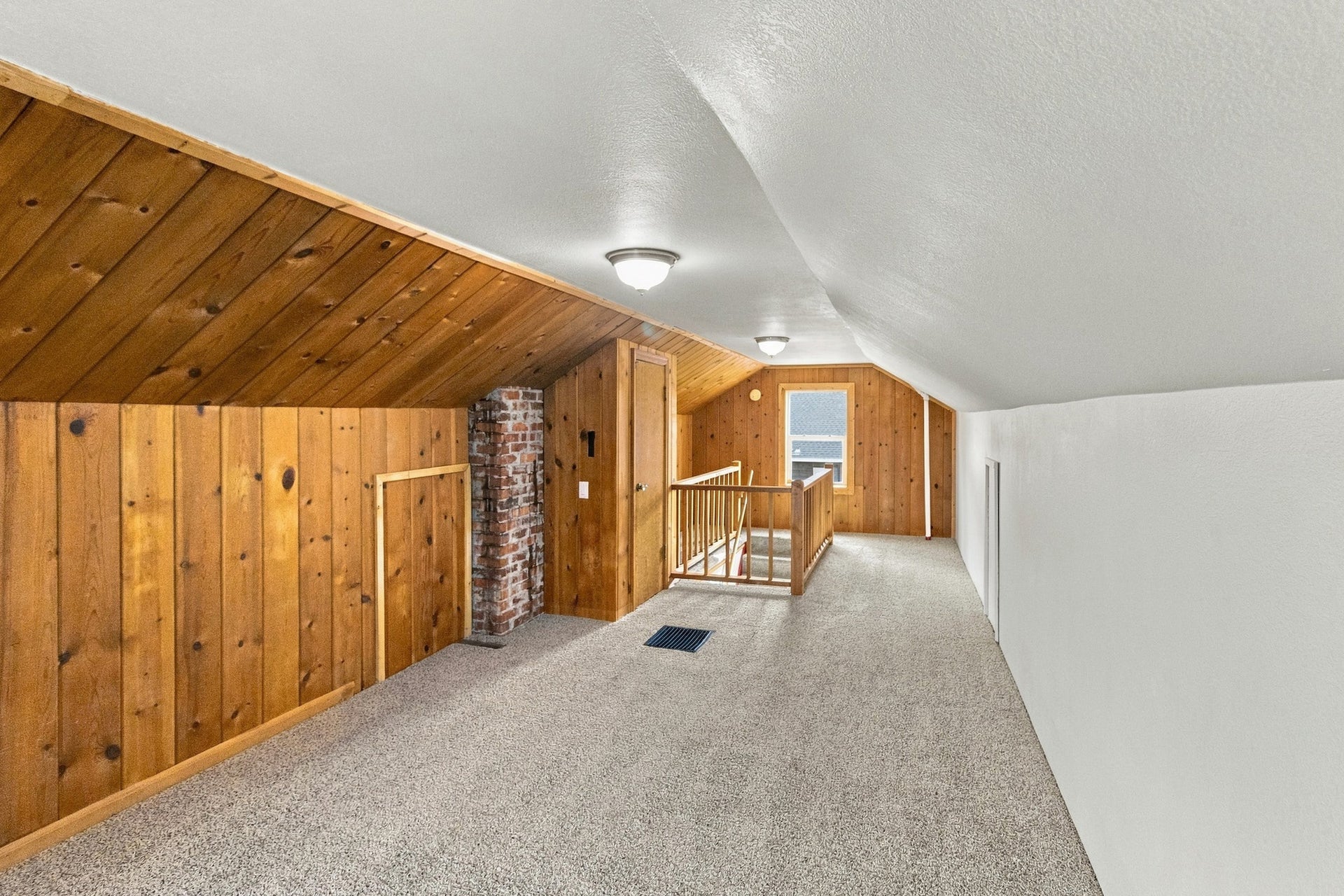 210 N Oak Street, Townsend, MT 59644 210 N Oak Street, Townsend, MT 59644