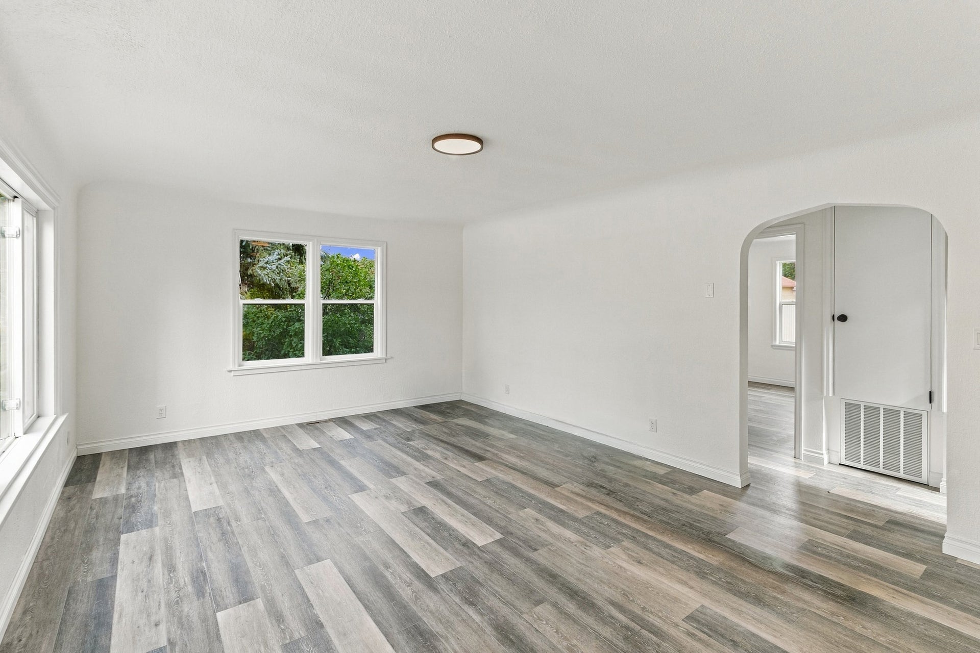 210 N Oak Street, Townsend, MT 59644 210 N Oak Street, Townsend, MT 59644