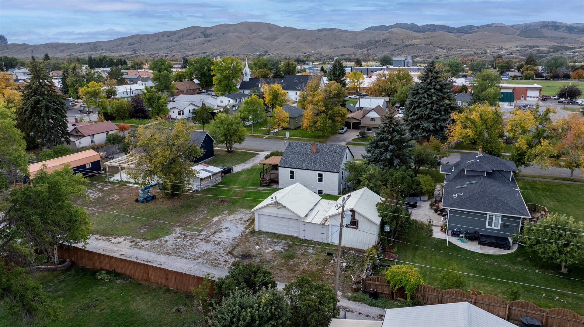 210 N Oak Street, Townsend, MT 59644 210 N Oak Street, Townsend, MT 59644
