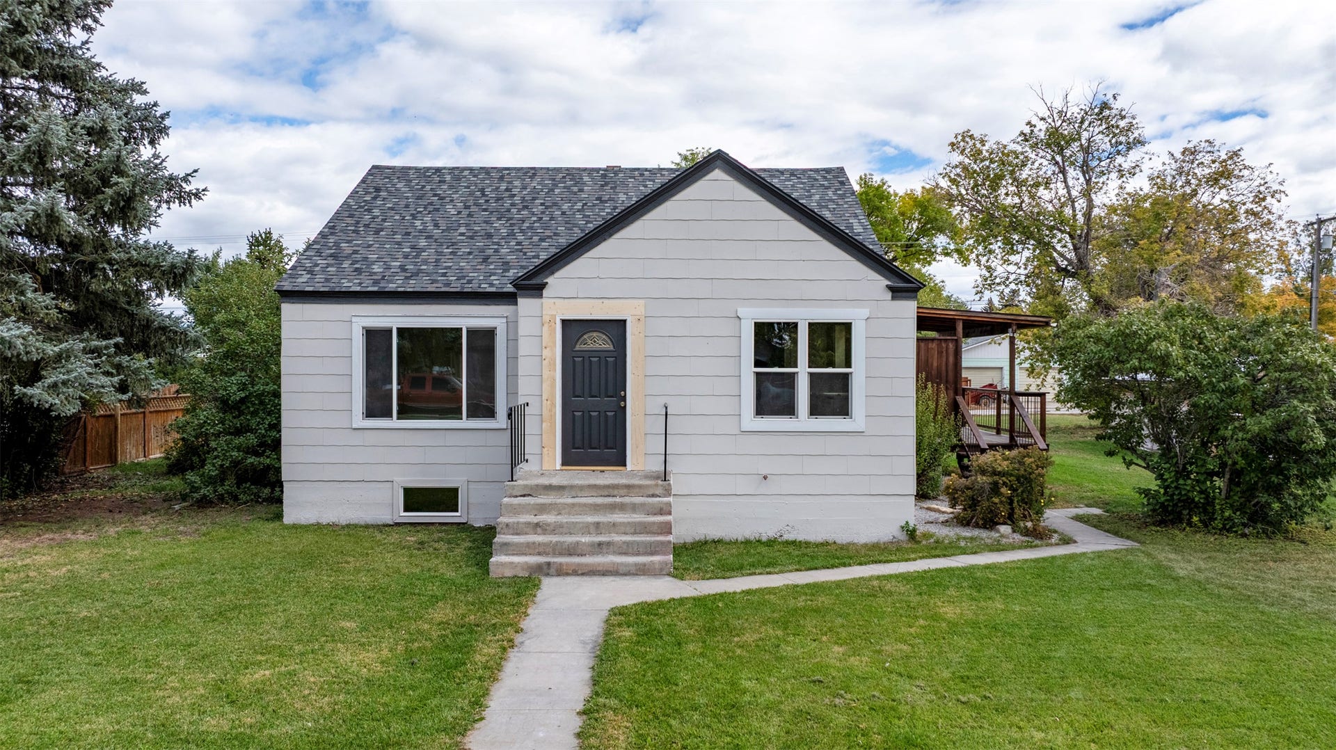 210 N Oak Street, Townsend, MT 59644 210 N Oak Street, Townsend, MT 59644