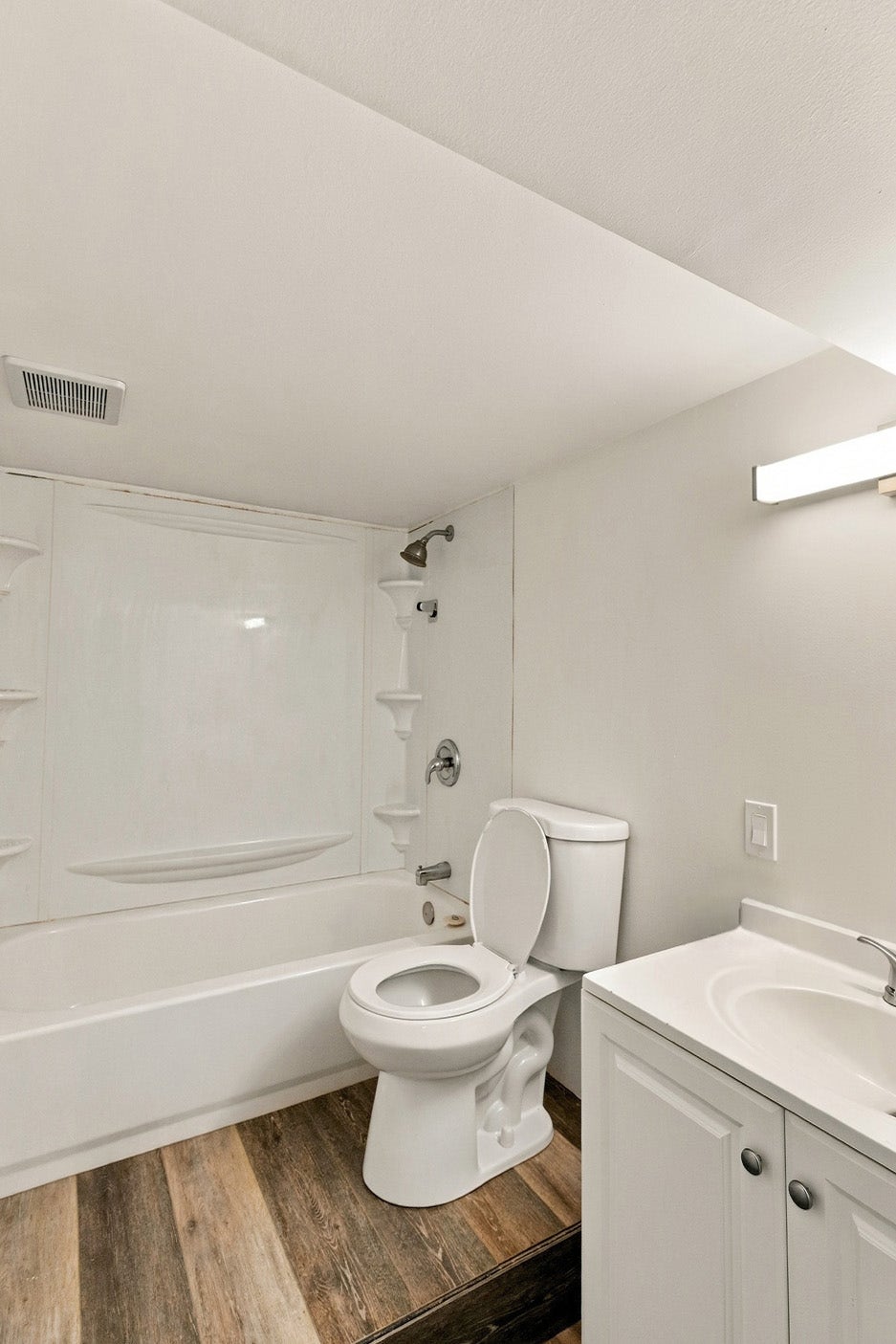 210 N Oak Street, Townsend, MT 59644 210 N Oak Street, Townsend, MT 59644