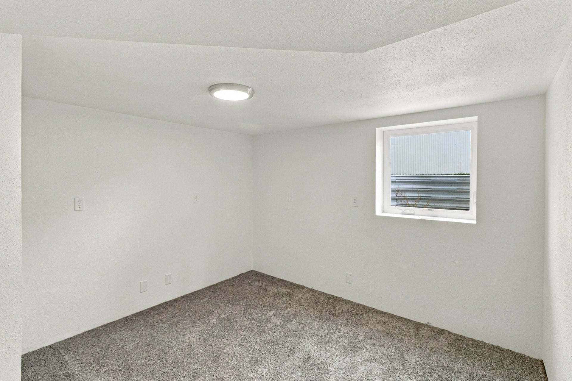 210 N Oak Street, Townsend, MT 59644 210 N Oak Street, Townsend, MT 59644