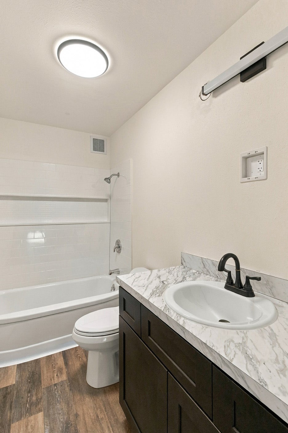 210 N Oak Street, Townsend, MT 59644 210 N Oak Street, Townsend, MT 59644