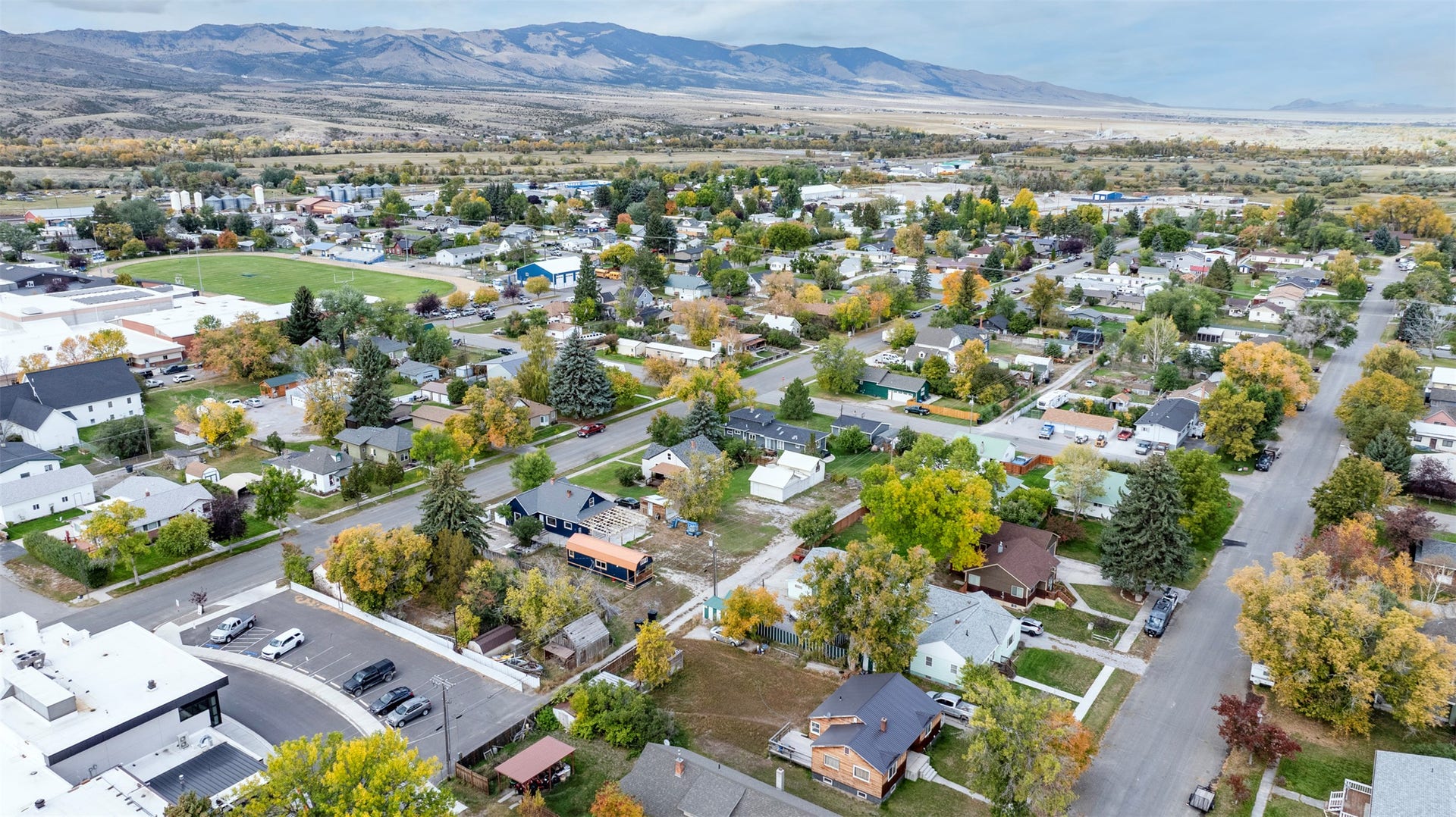210 N Oak Street, Townsend, MT 59644 210 N Oak Street, Townsend, MT 59644