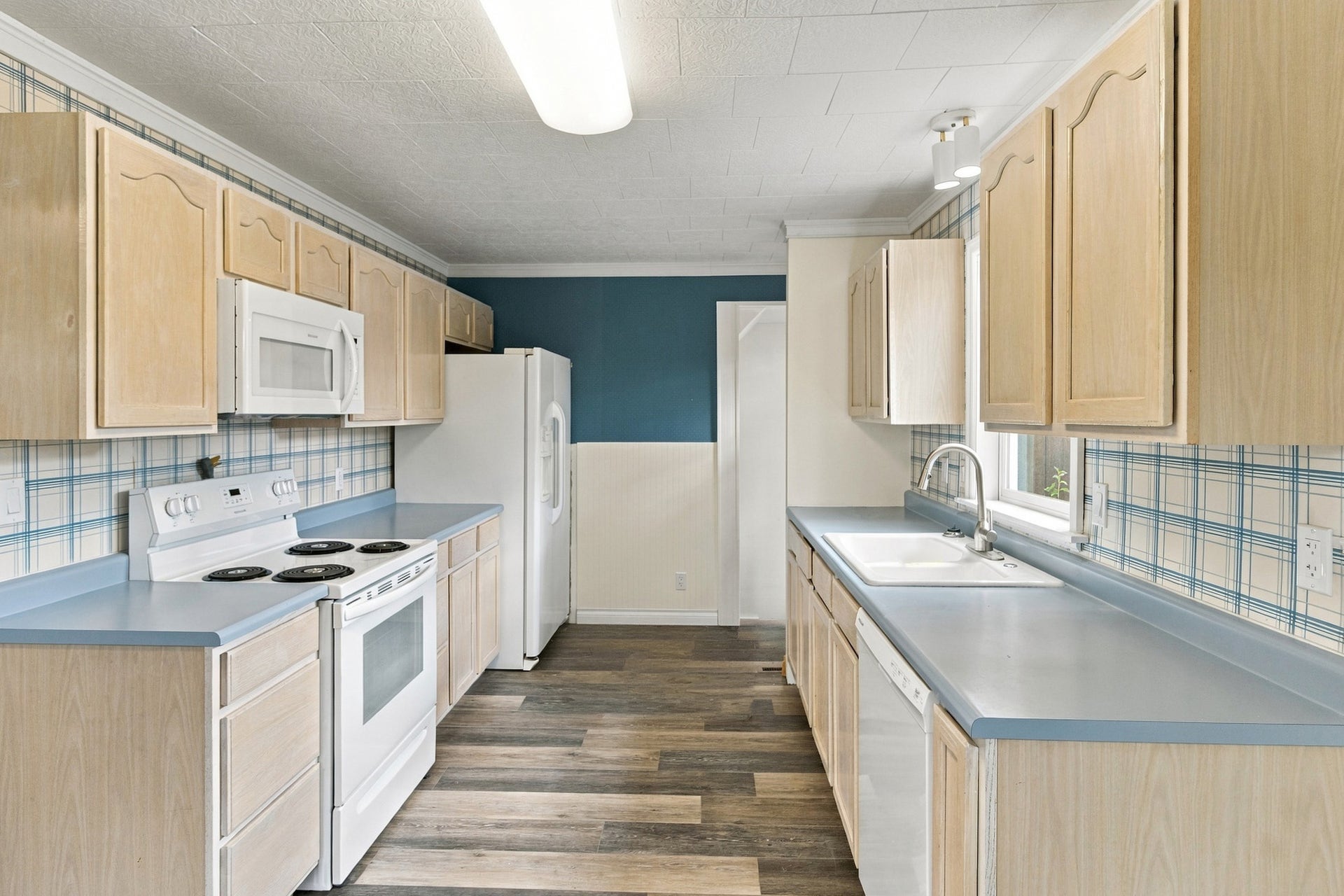 210 N Oak Street, Townsend, MT 59644 210 N Oak Street, Townsend, MT 59644