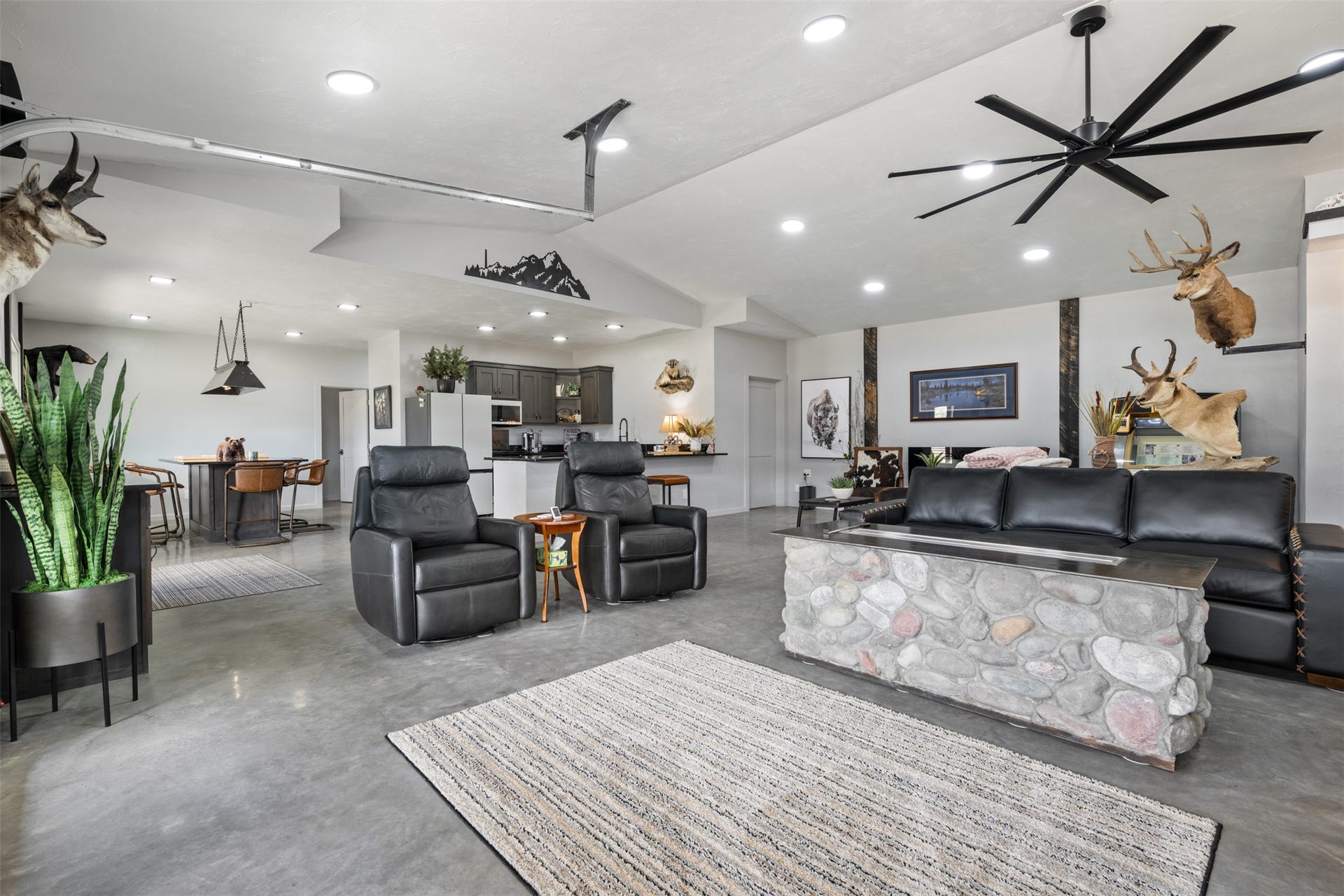 3015 N Cable Road, Anaconda, MT 59711