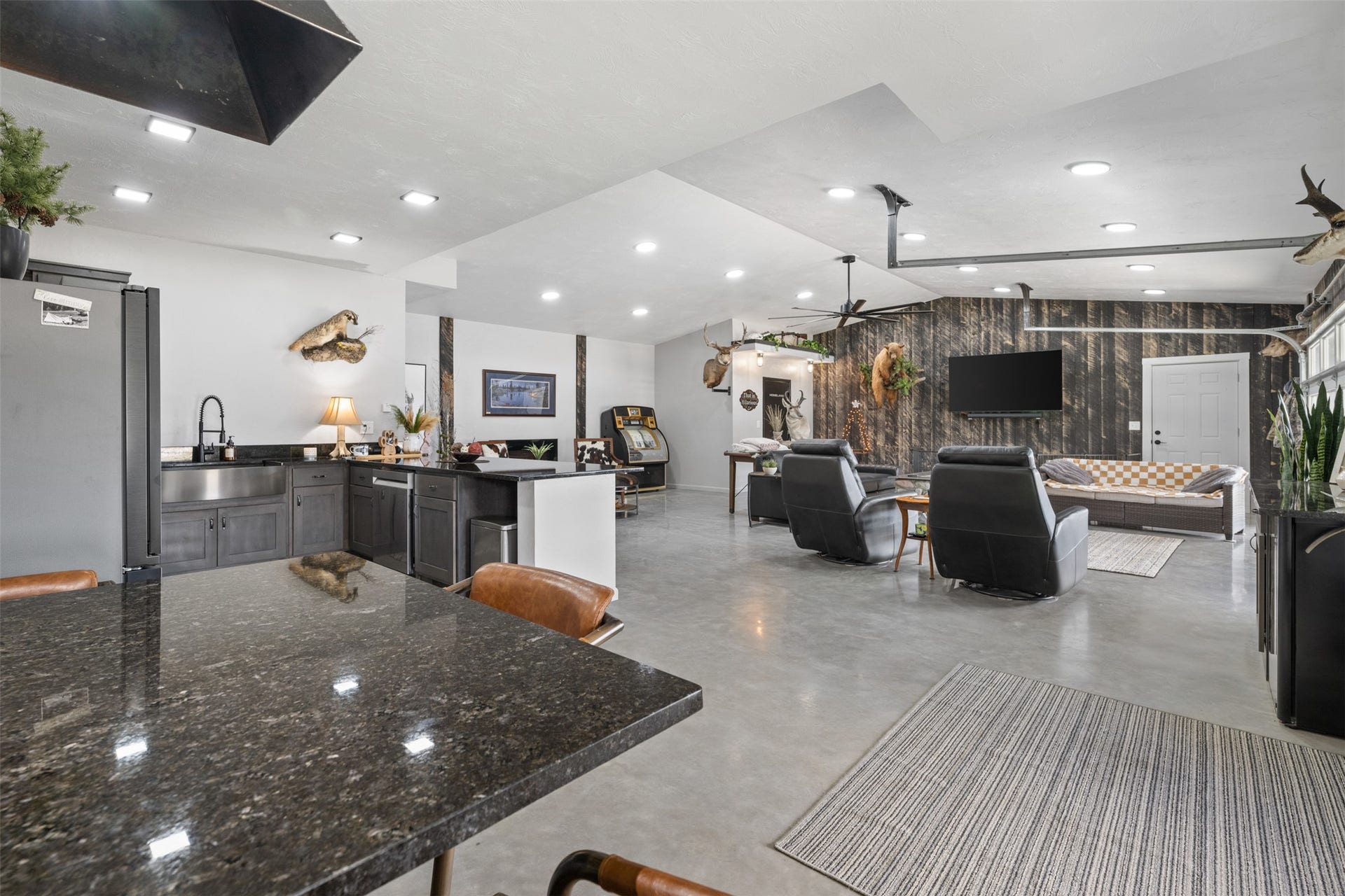 3015 N Cable Road, Anaconda, MT 59711