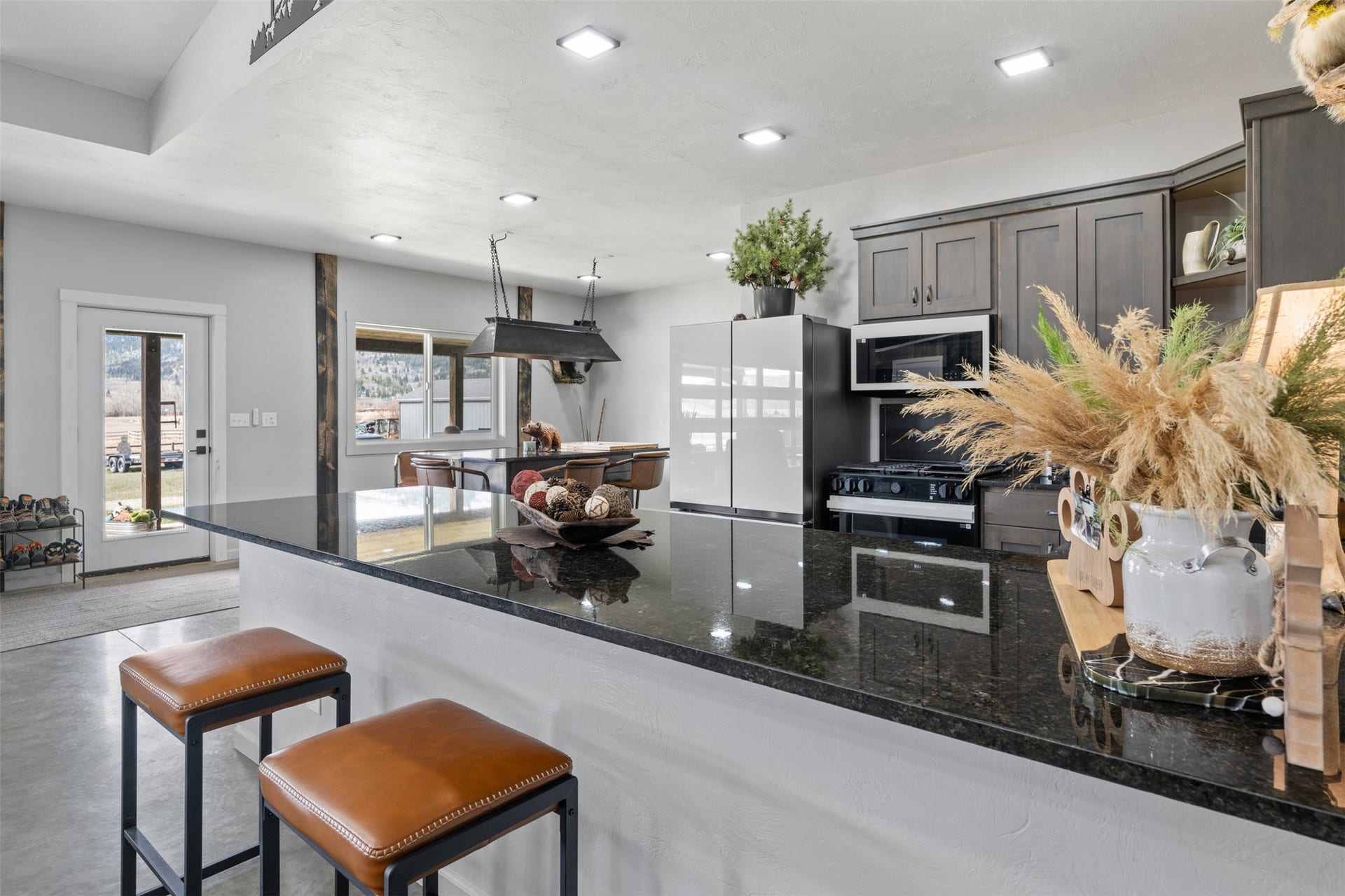 3015 N Cable Road, Anaconda, MT 59711
