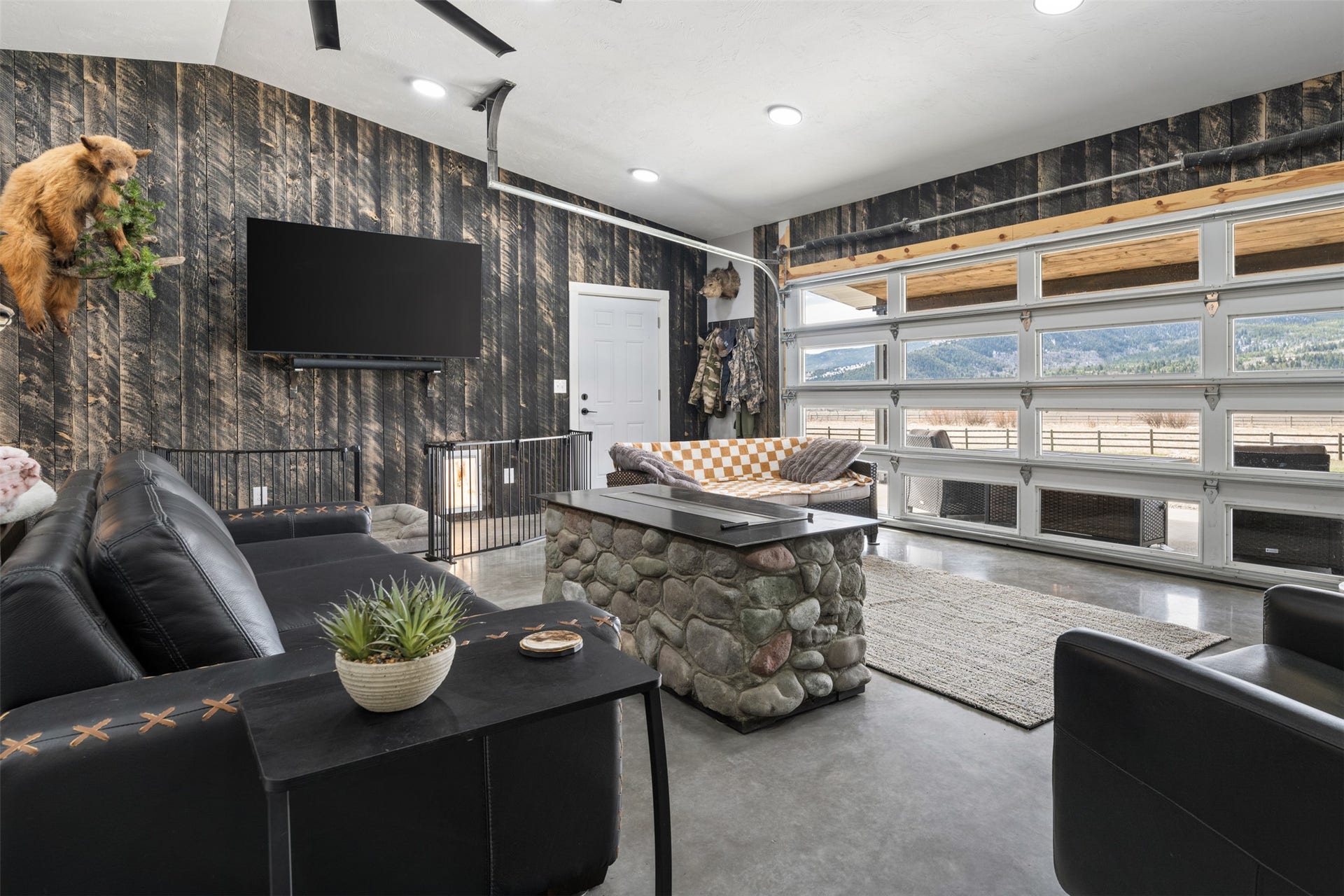 3015 N Cable Road, Anaconda, MT 59711