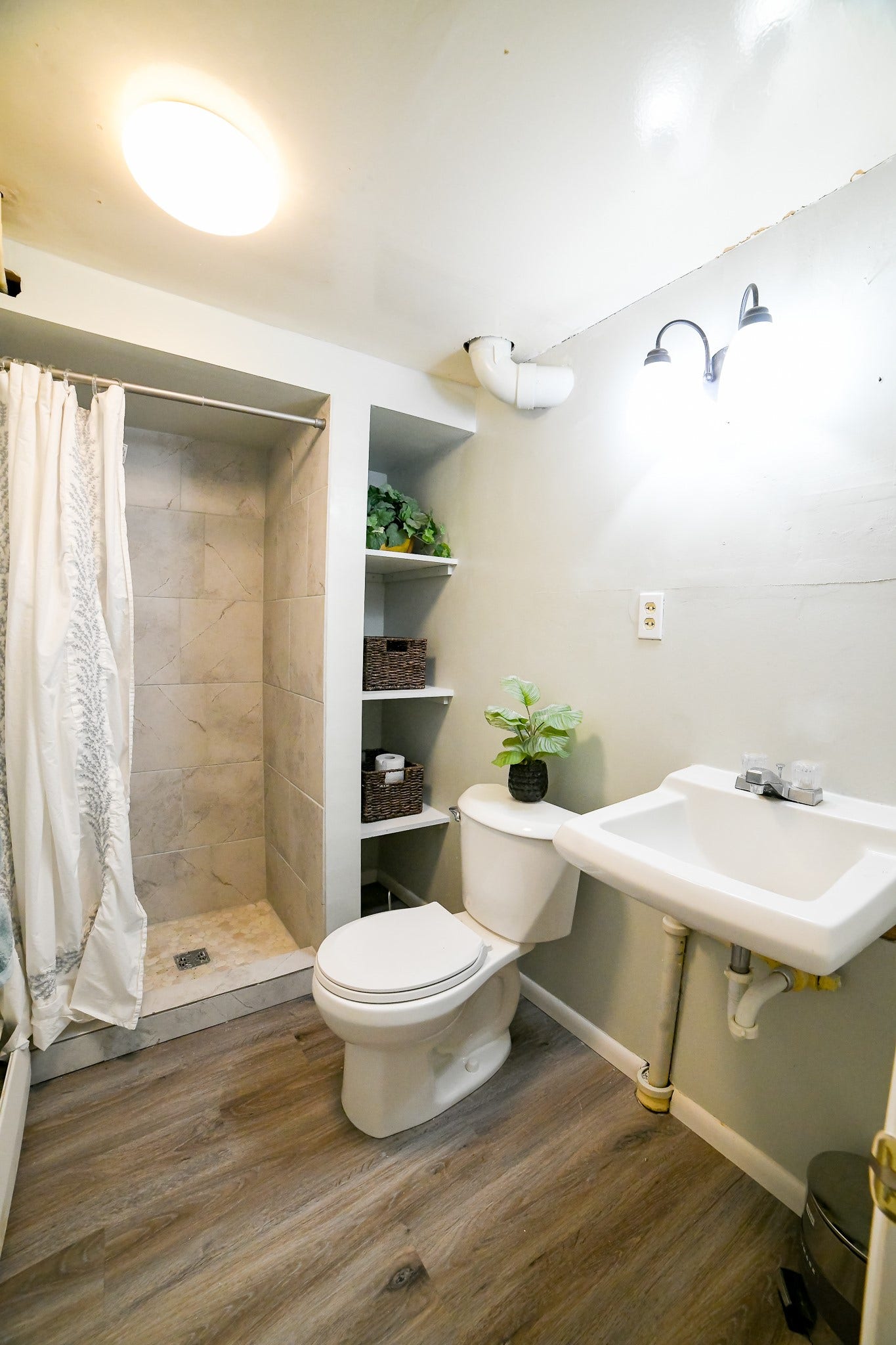 3500 1st Avenue S, Great Falls, MT 59401 3500 1st Avenue S, Great Falls, MT 59401
