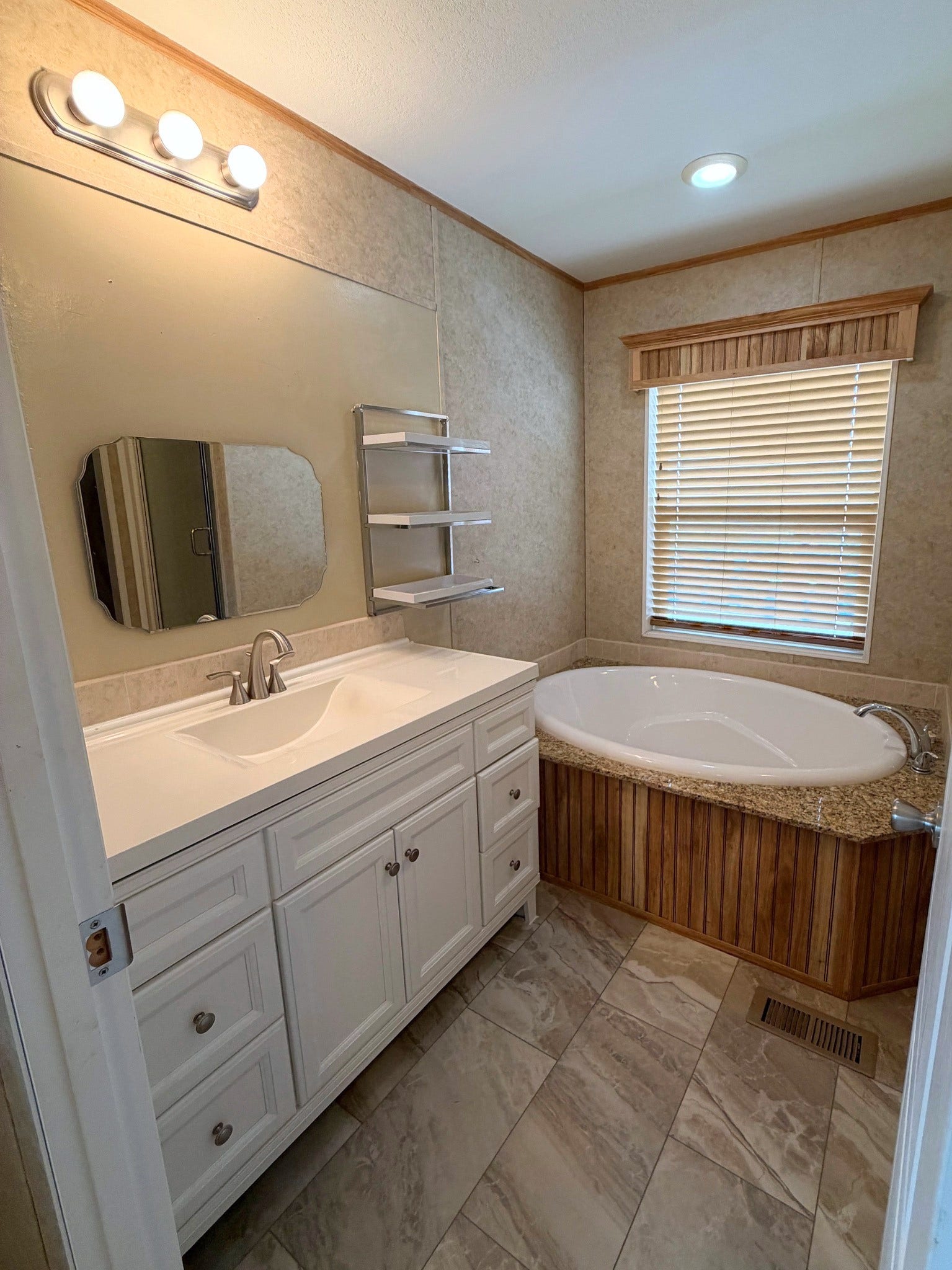 3823 Vigilante Drive, Great Falls, MT 59401