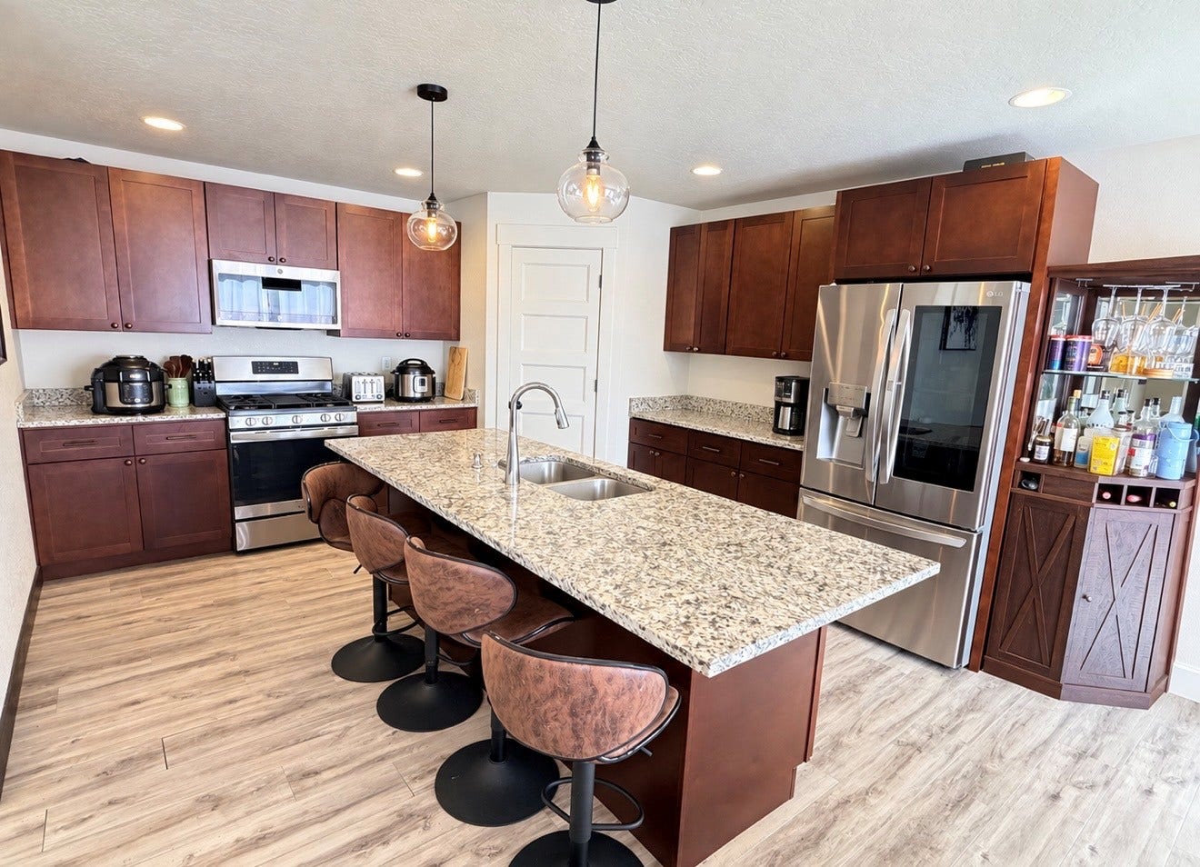1256 Morning Eagle Drive, Kalispell, MT 59901 Kitchen