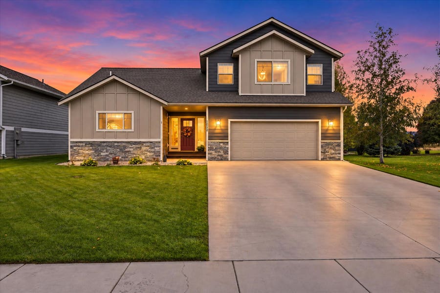 Property photo for 1012 Clark Fork Drive, Kalispell, MT