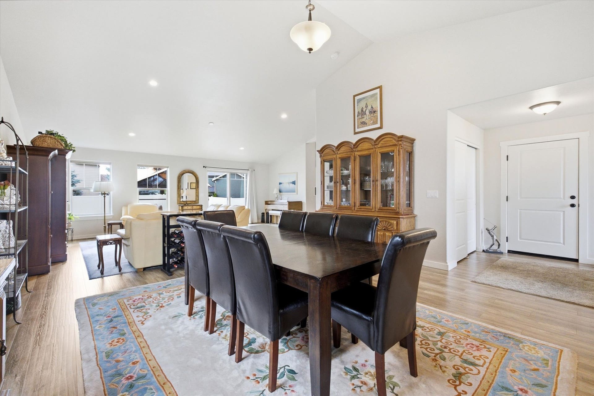 1012 Clark Fork Drive, Kalispell, MT 59901 1012 Clark Fork Drive, Kalispell, MT 59901