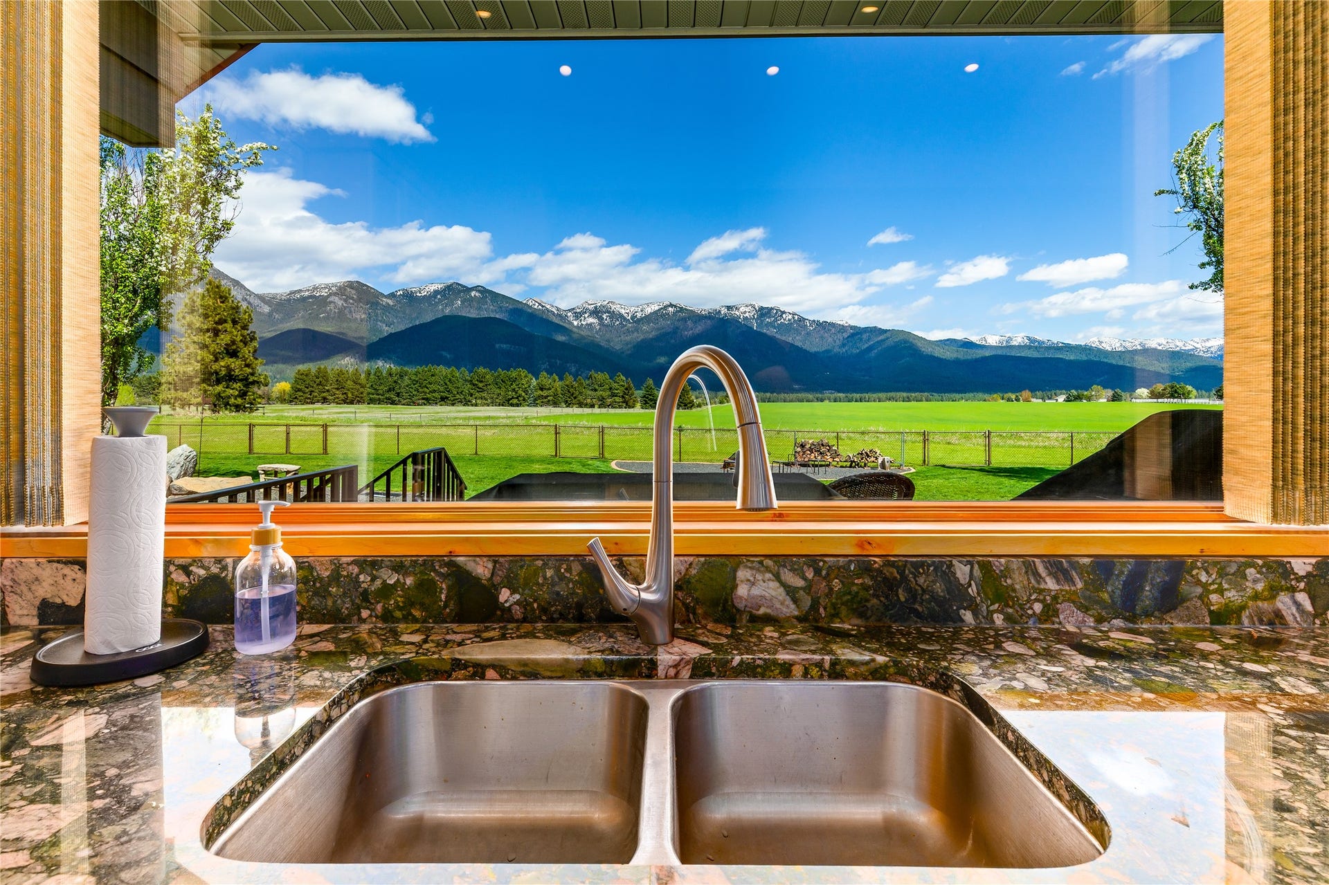 1257 Quail Ridge Drive, Kalispell, MT 59901 1257 Quail Ridge Drive, Kalispell, MT 59901