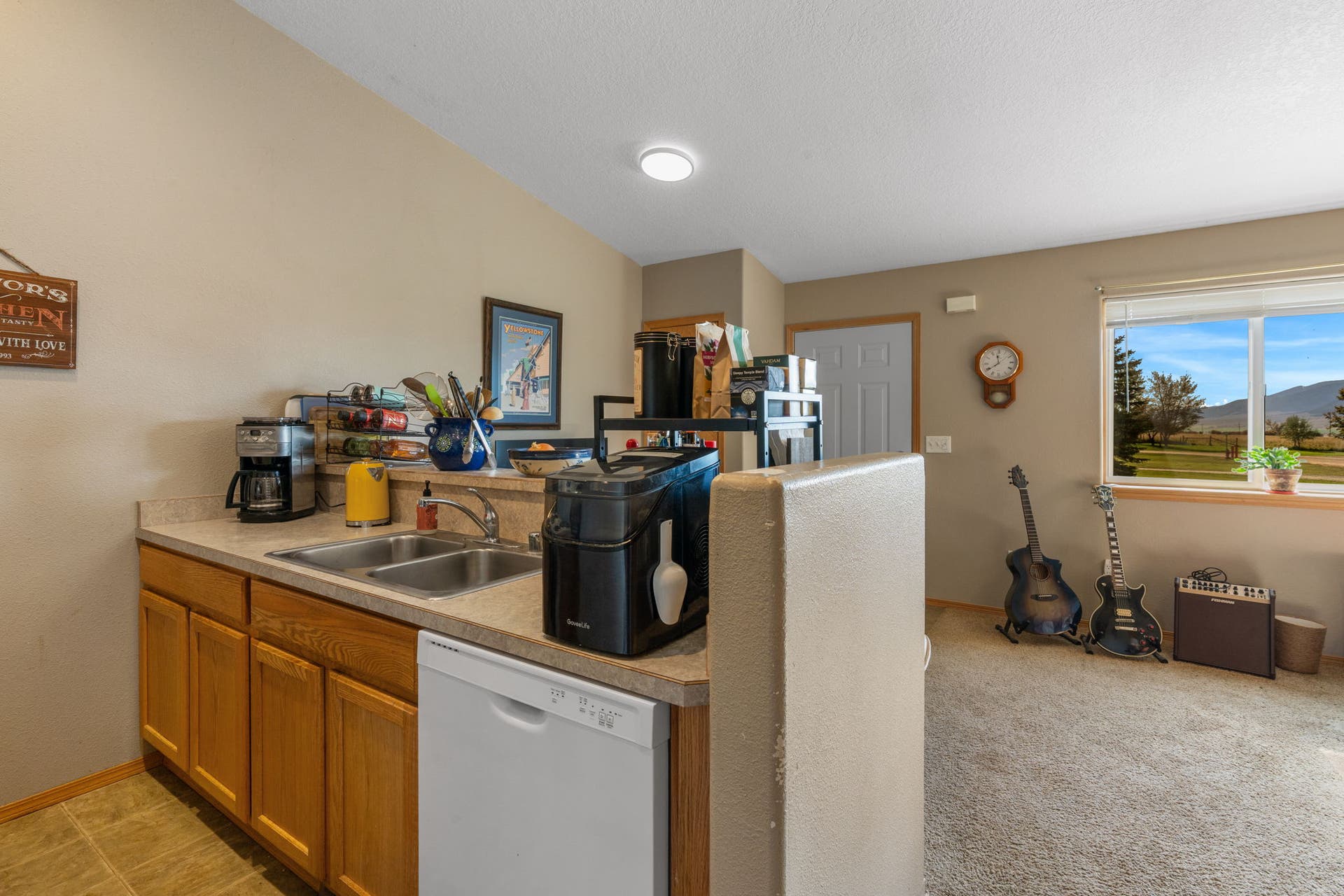 305 Boundary Street, Sheridan, MT 59749
