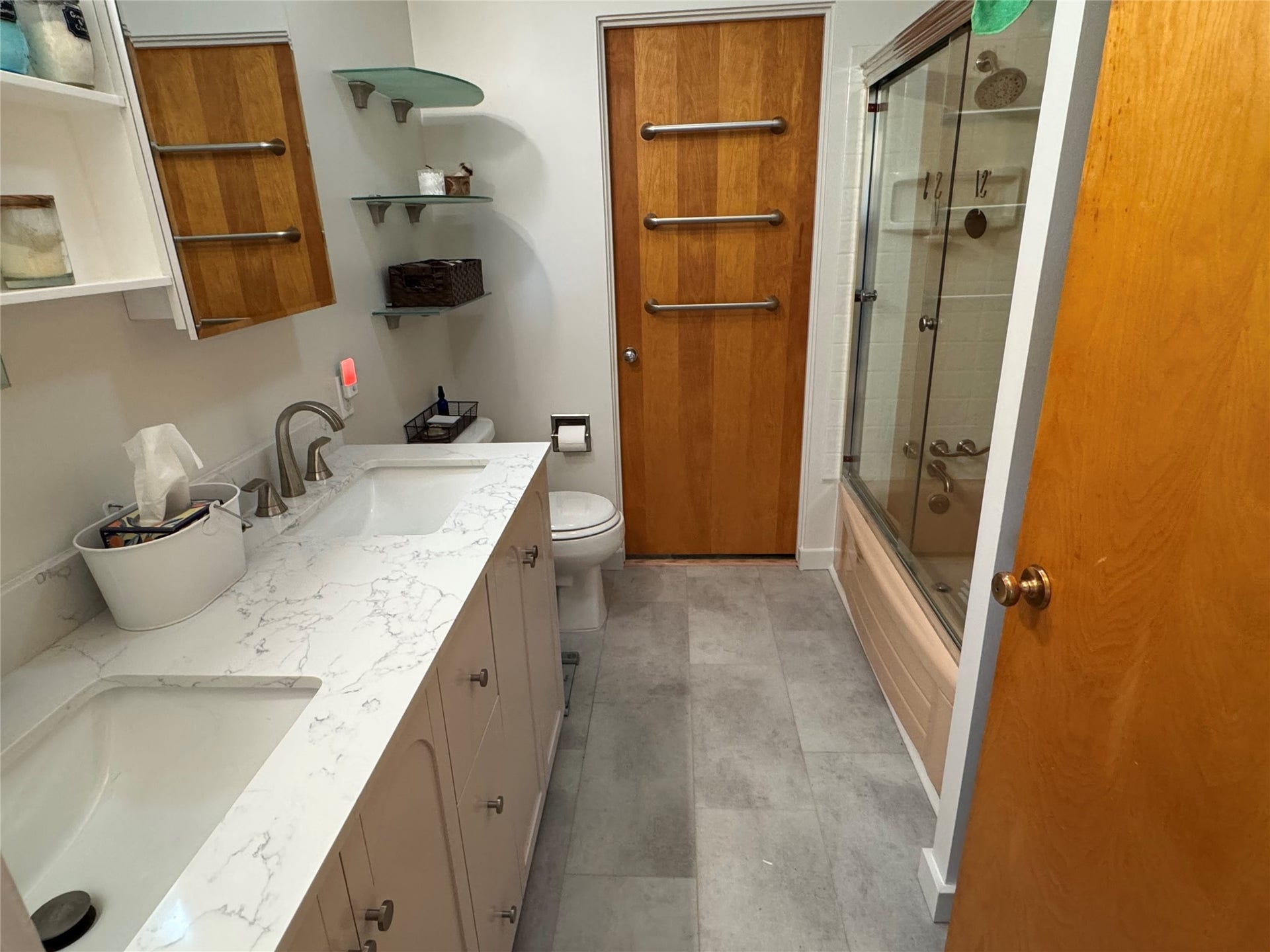 5262 Kerr Drive, Helena, MT 59602 5262 Kerr Drive, Helena, MT 59602