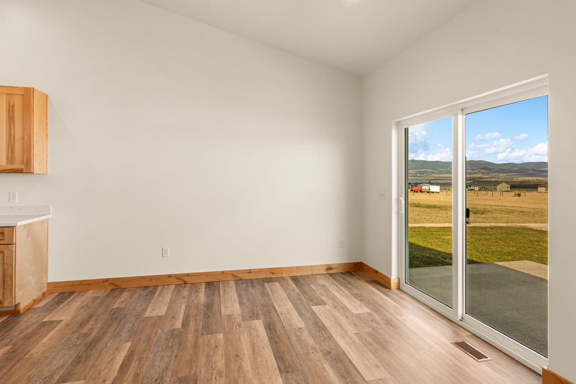 14 Nez Perce Trail, Townsend, MT 59644 Dining Area