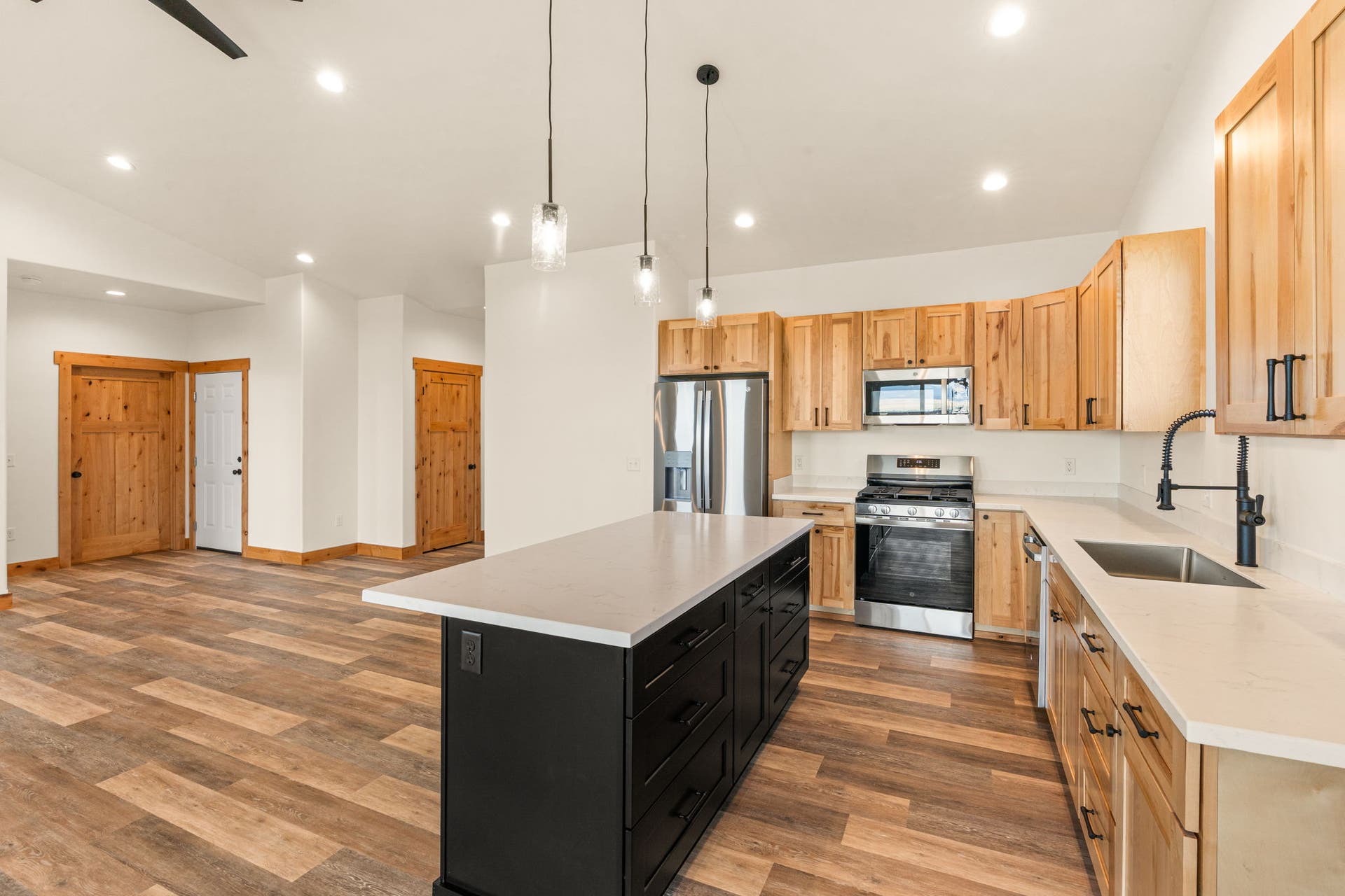 14 Nez Perce Trail, Townsend, MT 59644 Kitchen