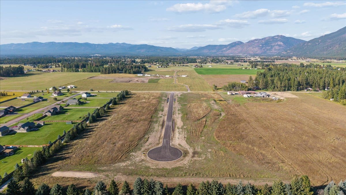 Lot 9 Inspiration Way, Columbia Falls, MT 59912 Lot 9 Inspiration Way, Columbia Falls, MT 59912