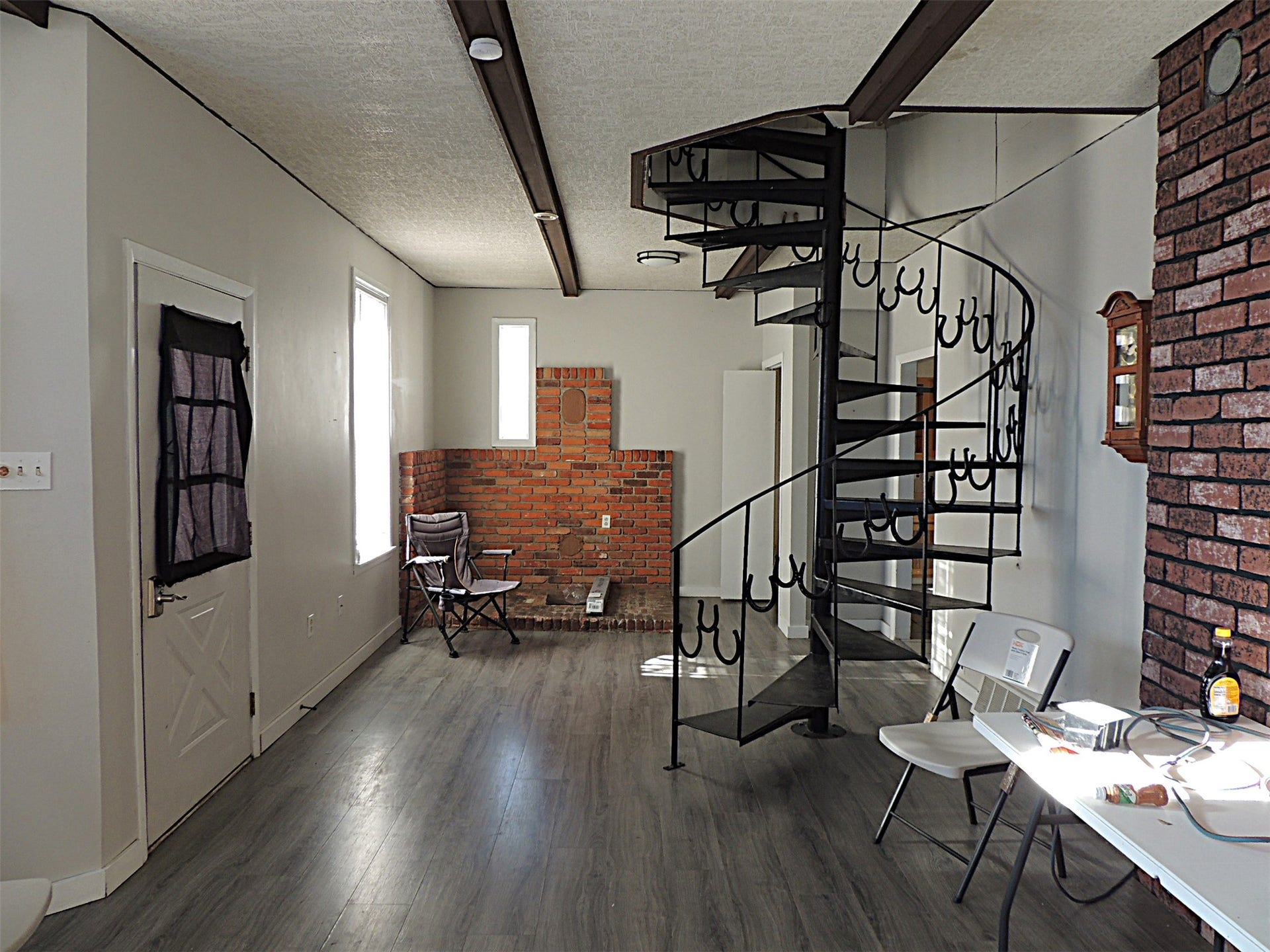 2 Cherry Street, Anaconda, MT 59711