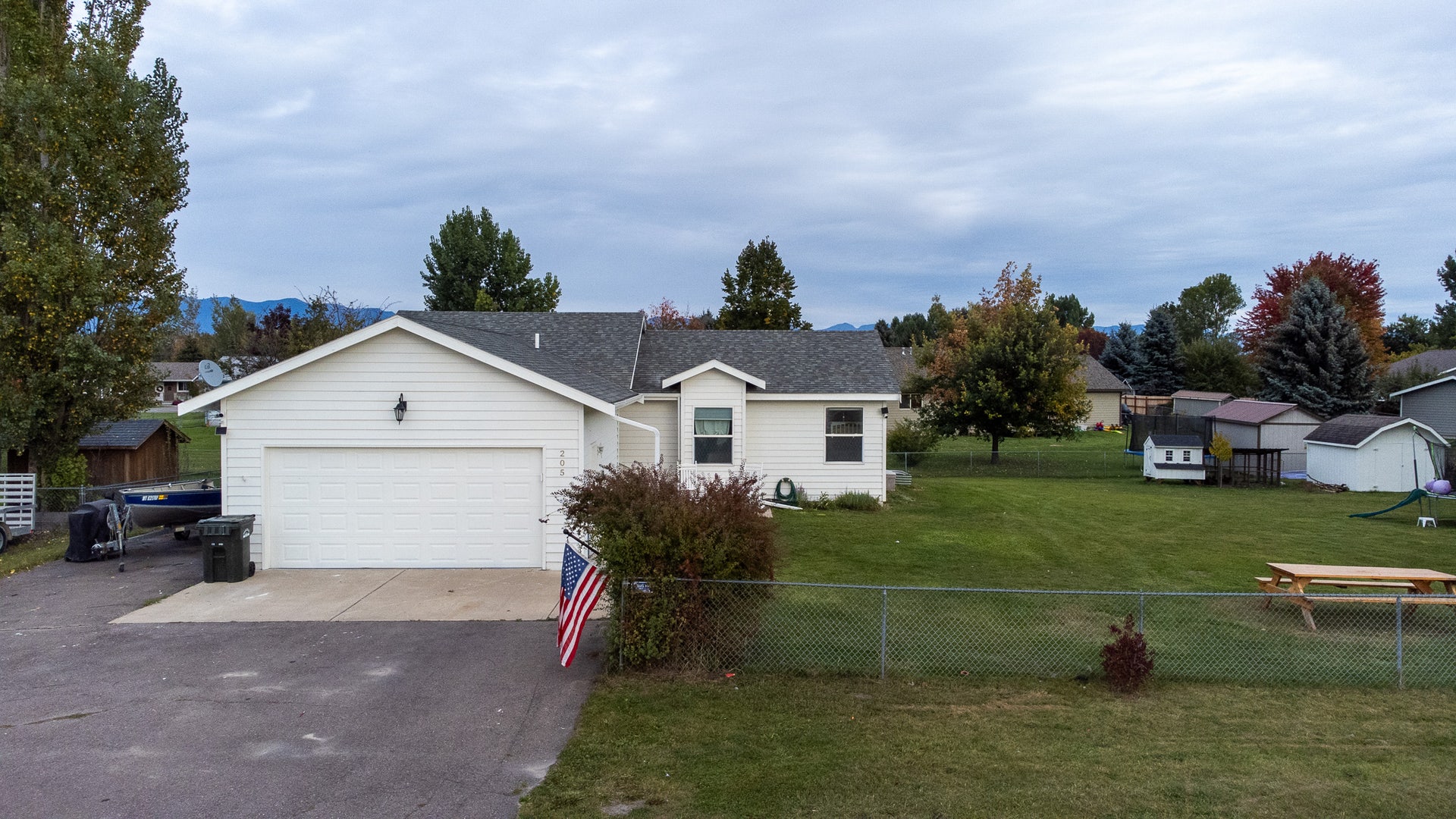 205 Demersville Road, Kalispell, MT 59901 205 Demersville Road, Kalispell, MT 59901