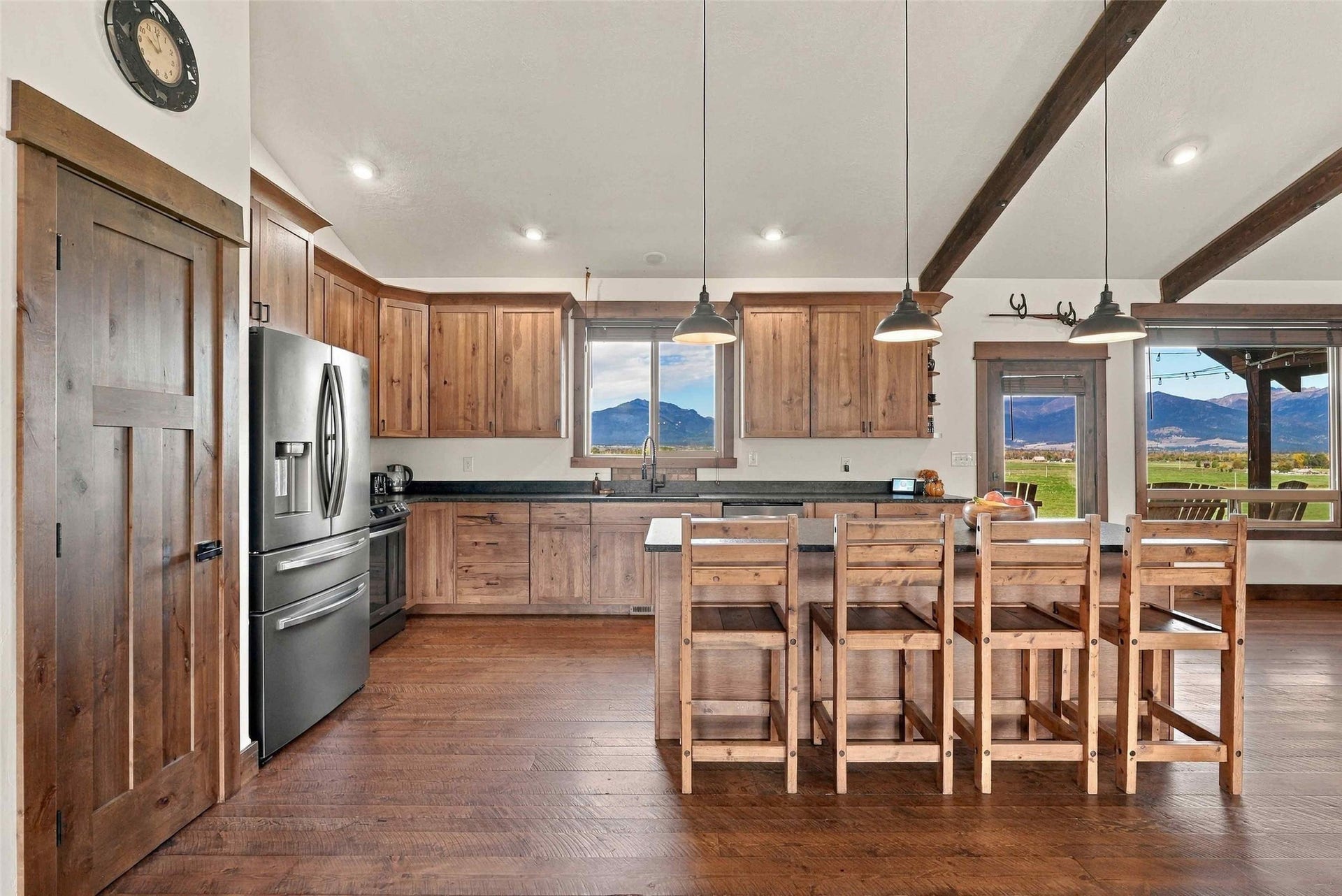 2015 View Lane, Corvallis, MT 59828 2015 View Lane, Corvallis, MT 59828
